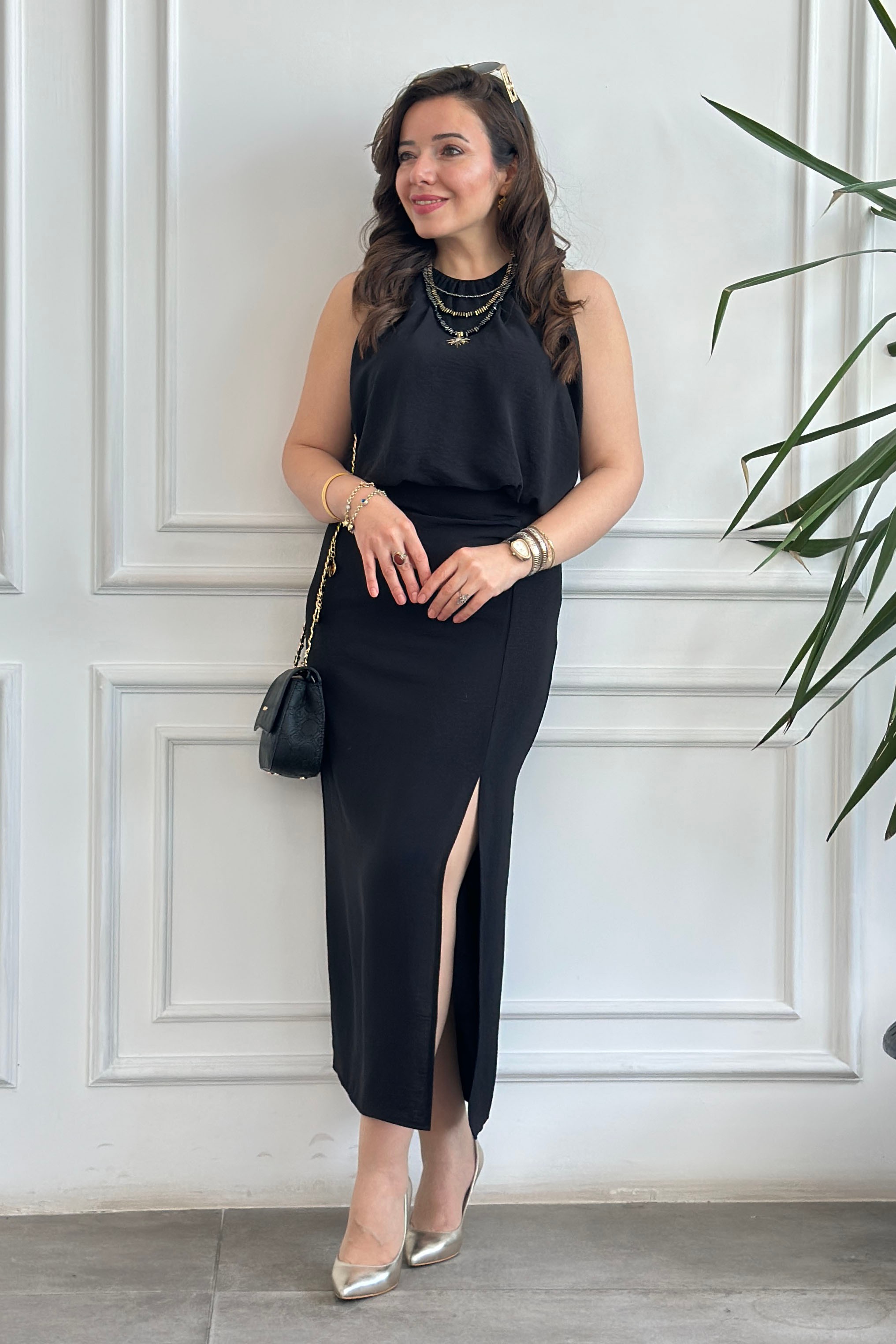 Yırtmaç Ve Drape Detaylı Elbise