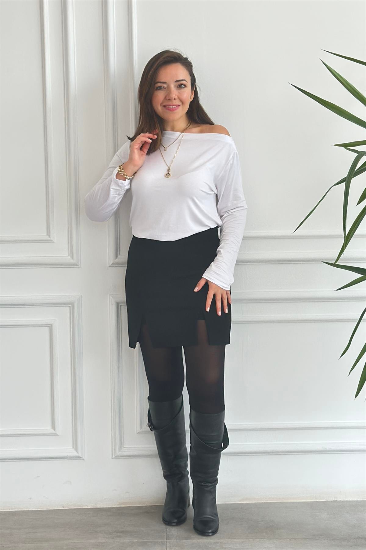 Kayık Yaka Bluz