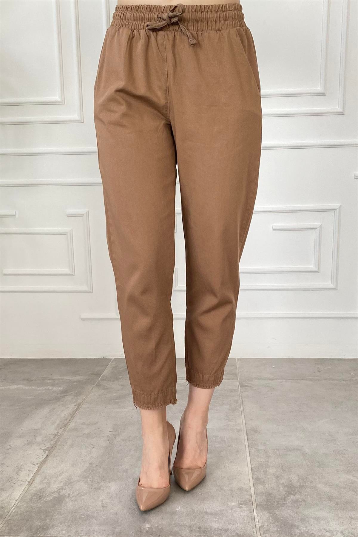 Paçası Püsküllü Beli Lastikli Gabardin Pantolon