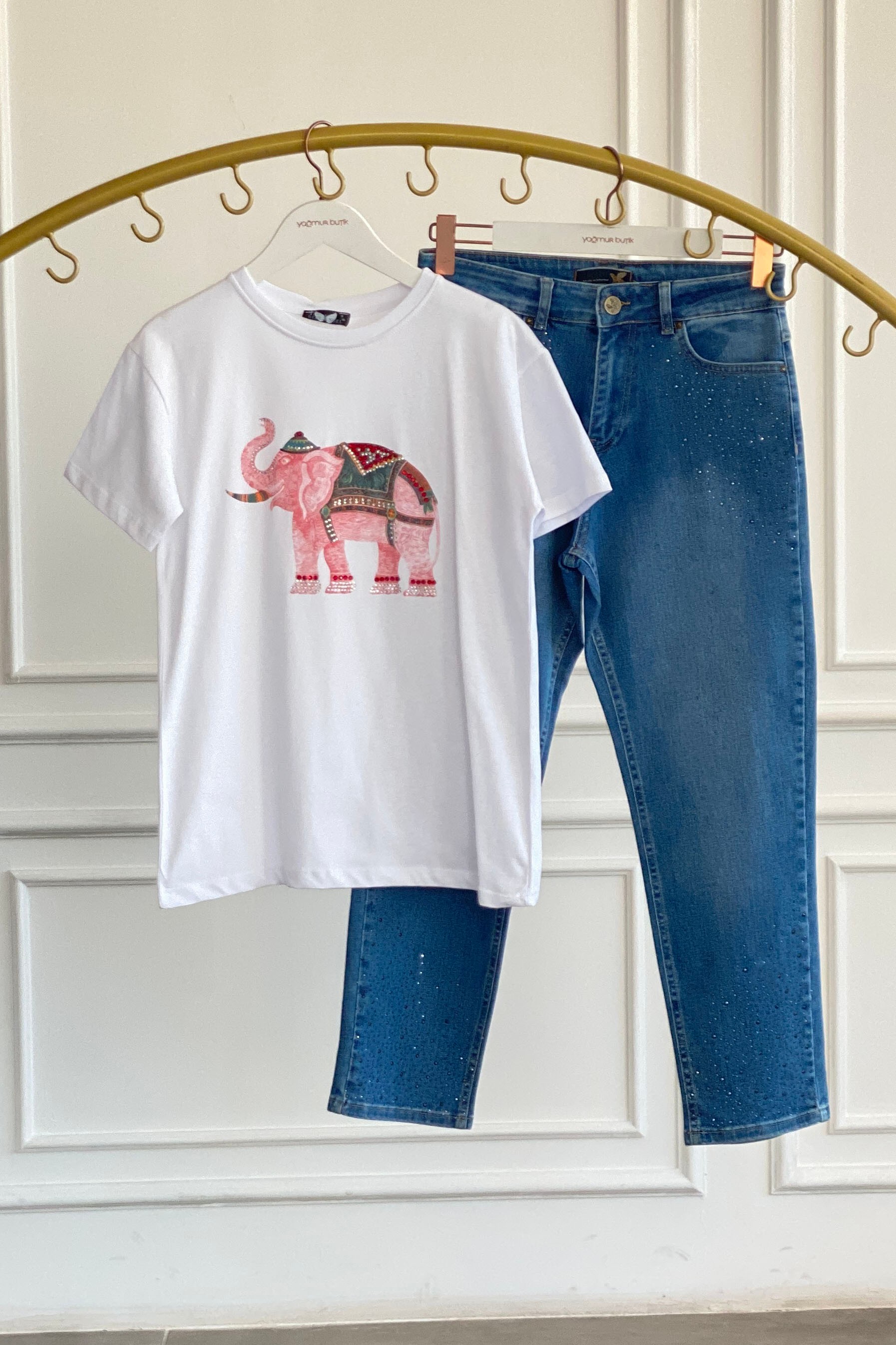 Bisiklet Yaka Fil Baskılı T-Shirt