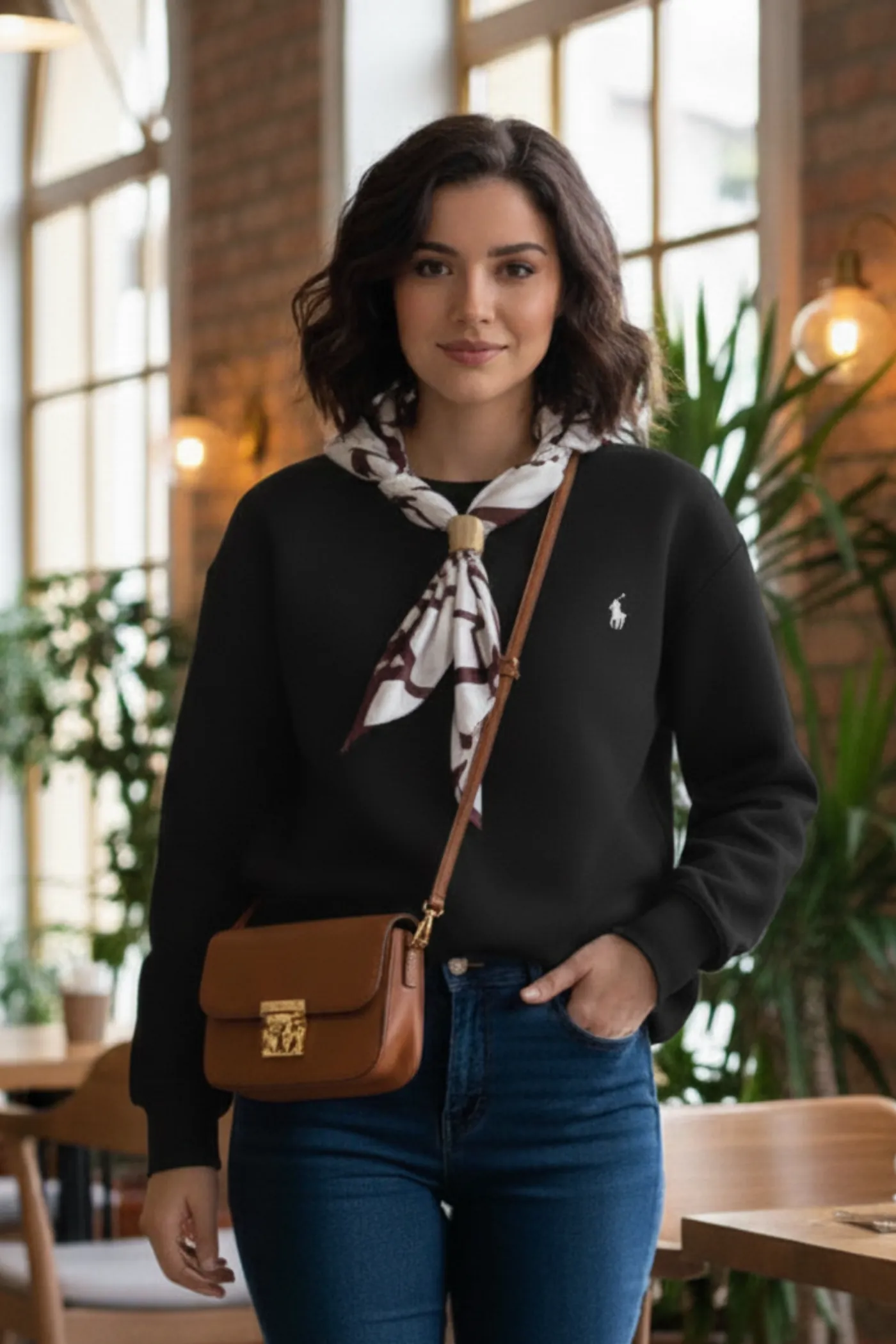 Yakası Fular Detaylı Sweat - SIYAH