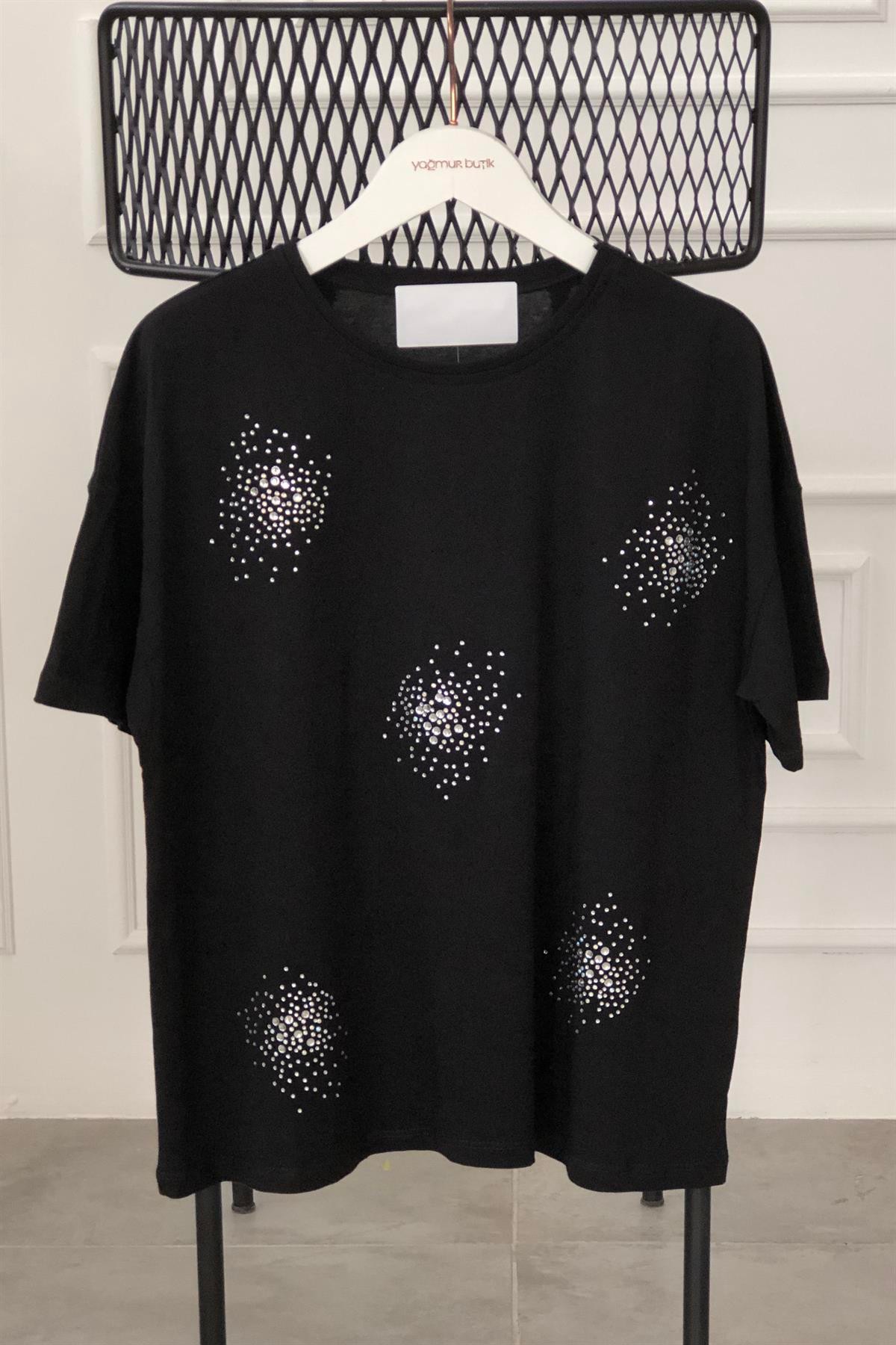 Püskürtme Taş Detaylı T-Shirt