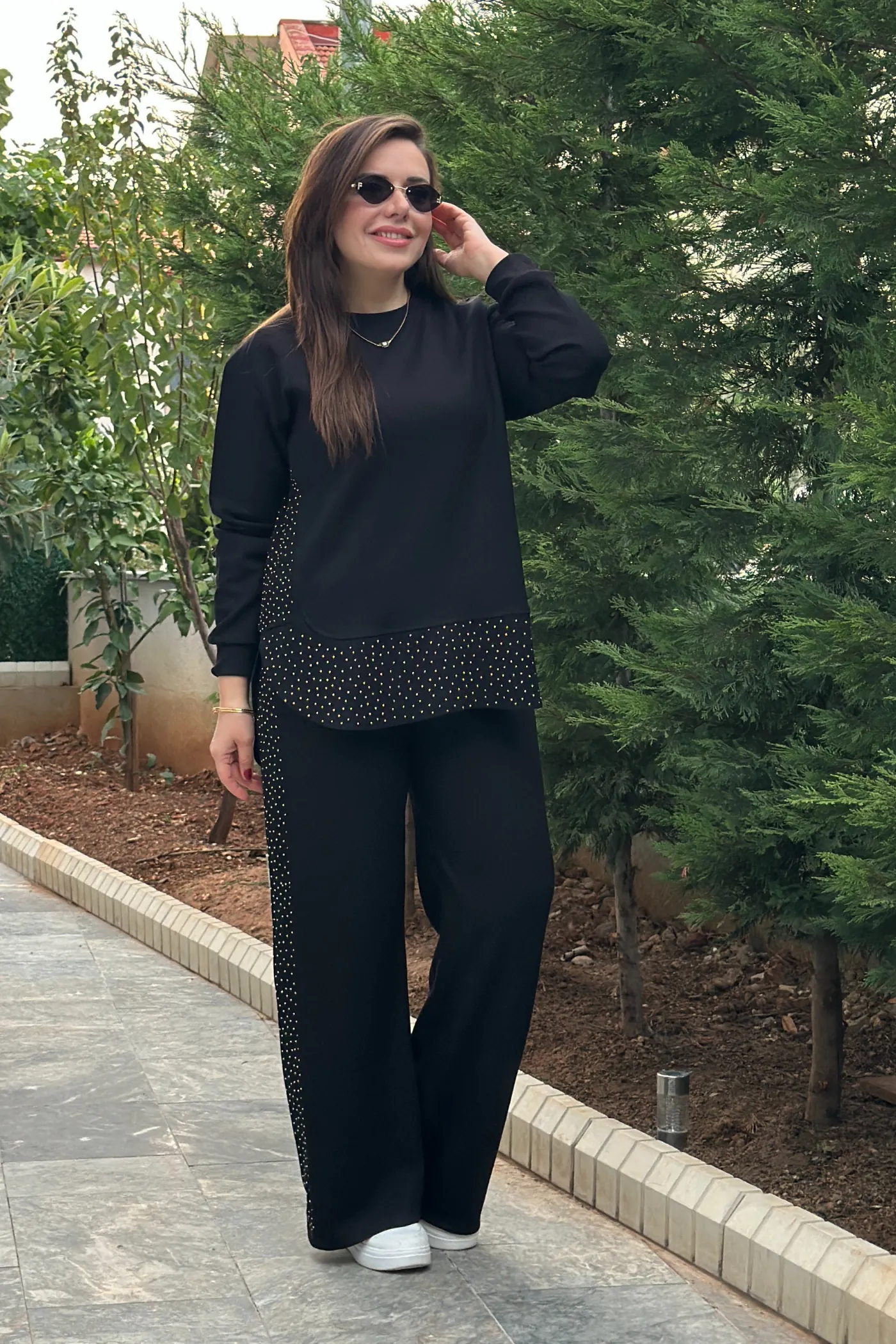 Etek Ucu Ve Yanları Taş Detaylı Takım - SIYAH