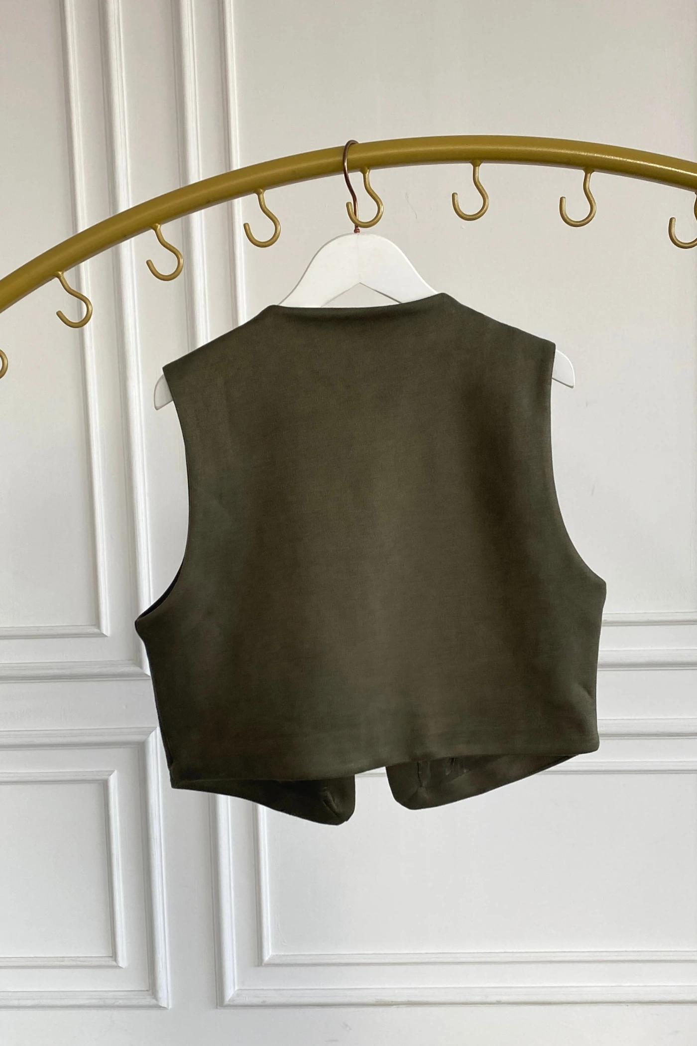 Nakış İşlemeli Nubuk Yelek - HAKI