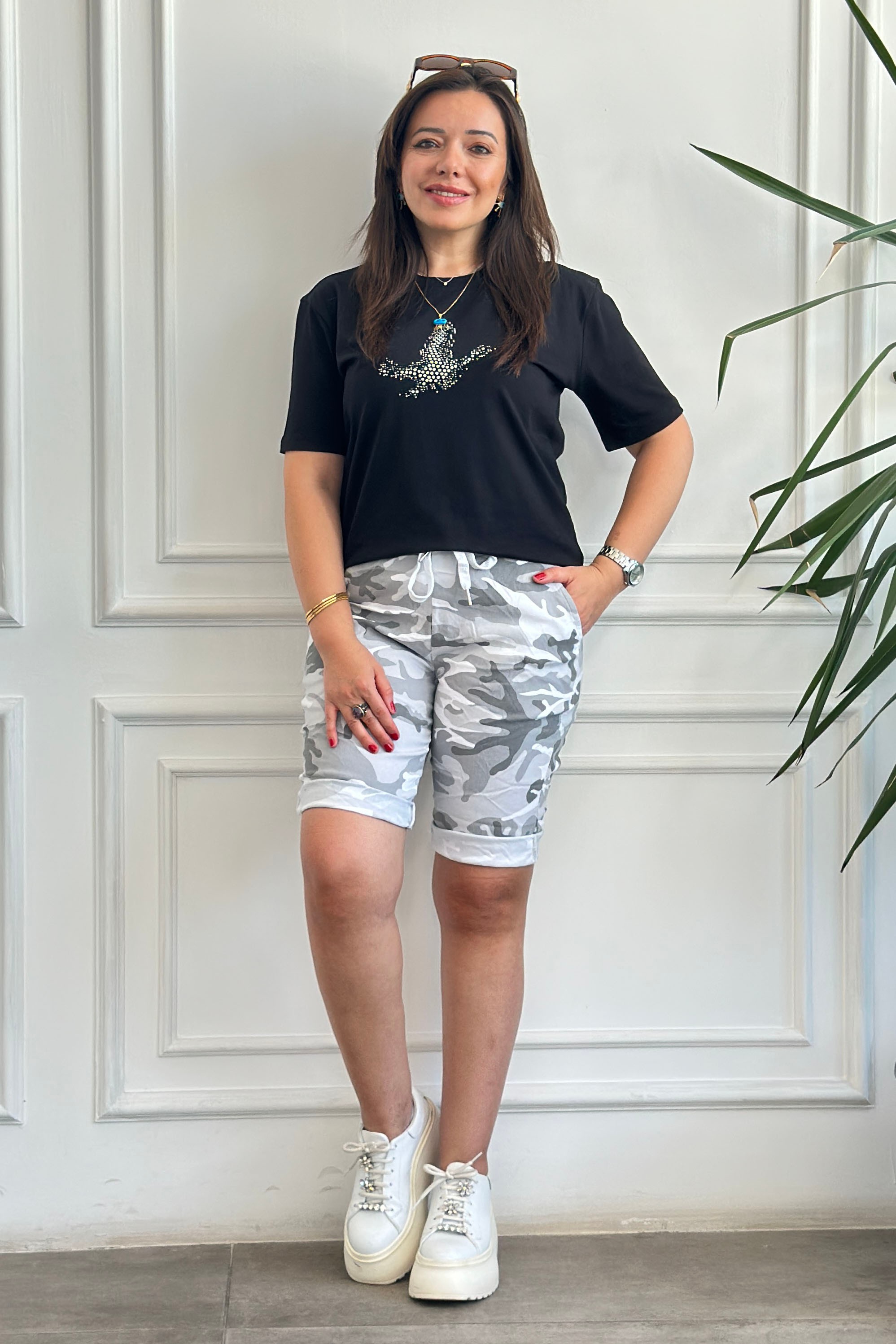 Kuş Desen Taşlı T-Shirt