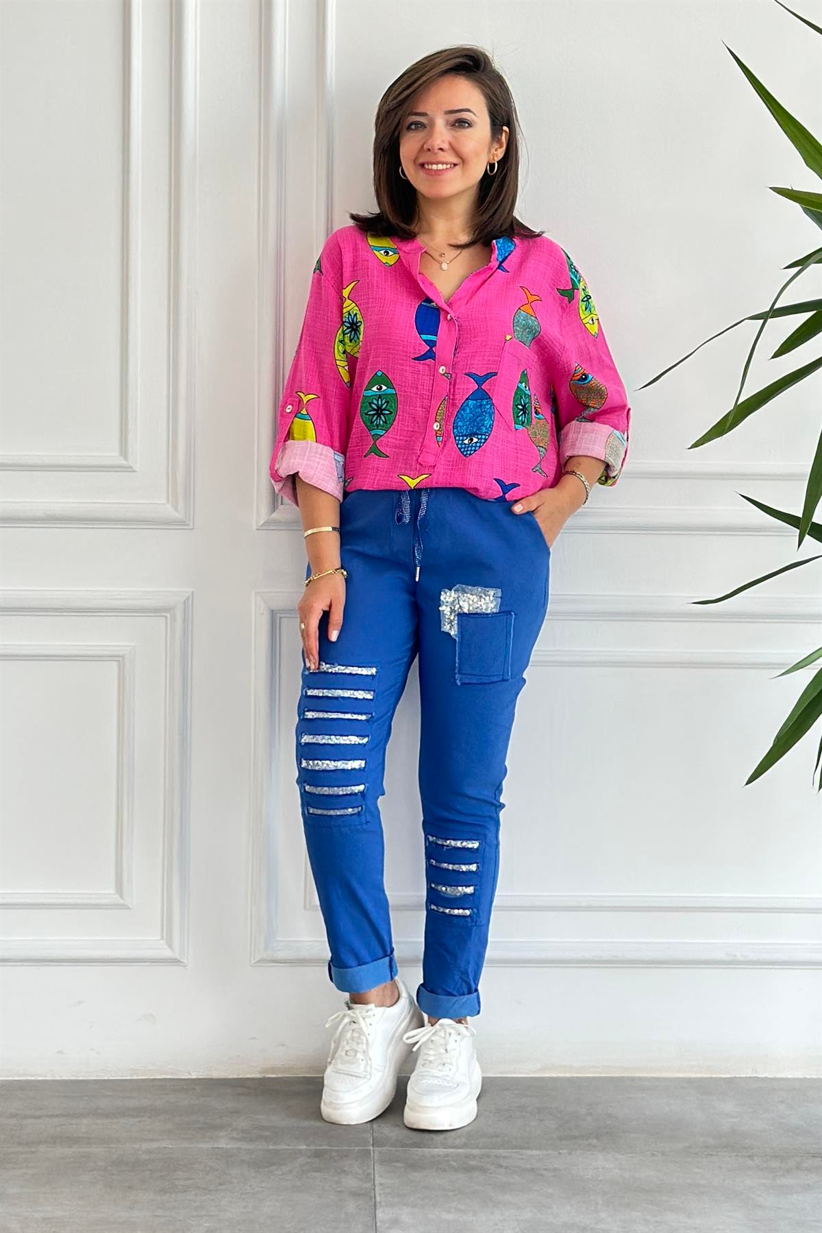 Pul Detaylı Pantolon