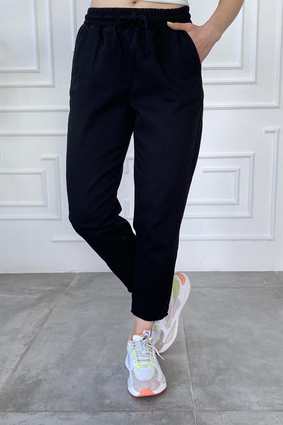 Paçası Püsküllü Beli Lastikli Gabardin Pantolon