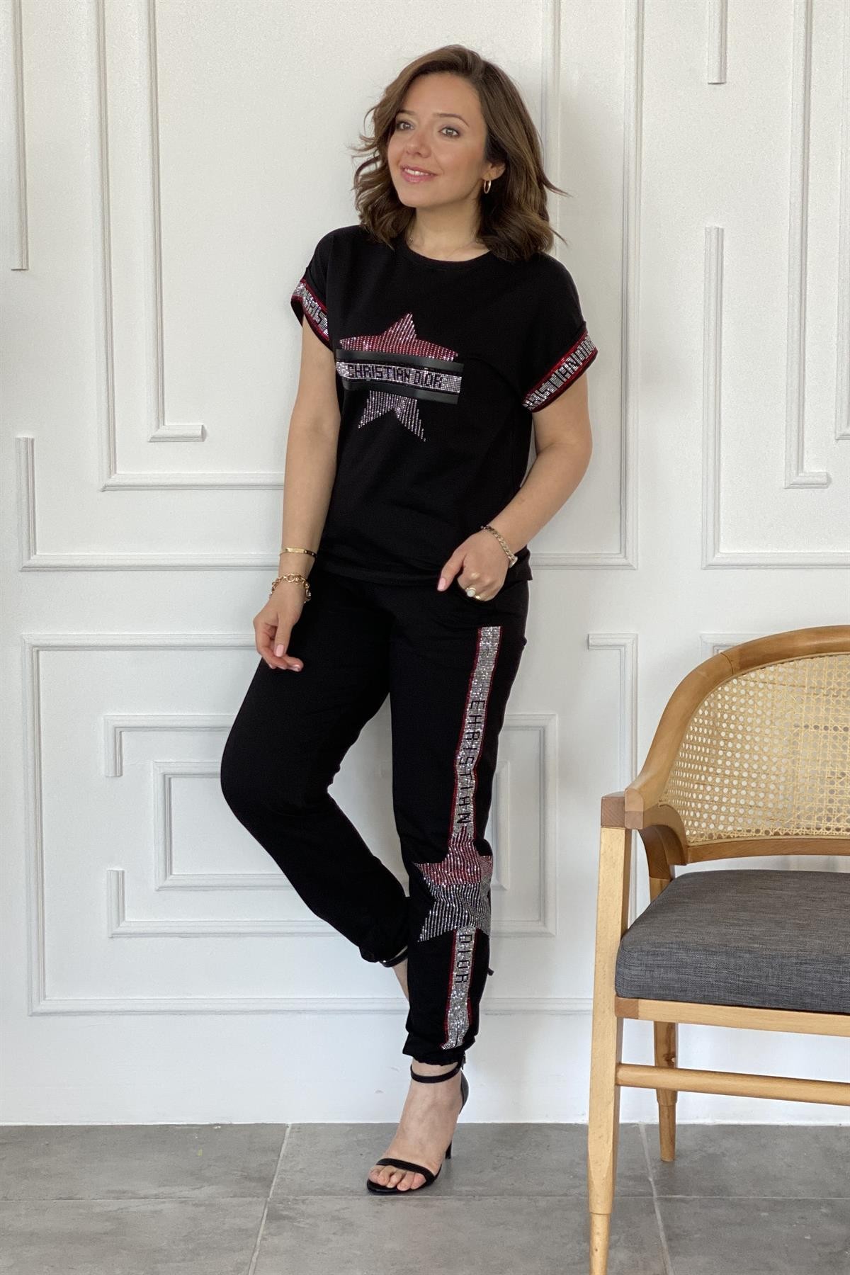 Yazı Ve Yıldız Taş Baskılı Kısa Kollı Eşofman Takımı