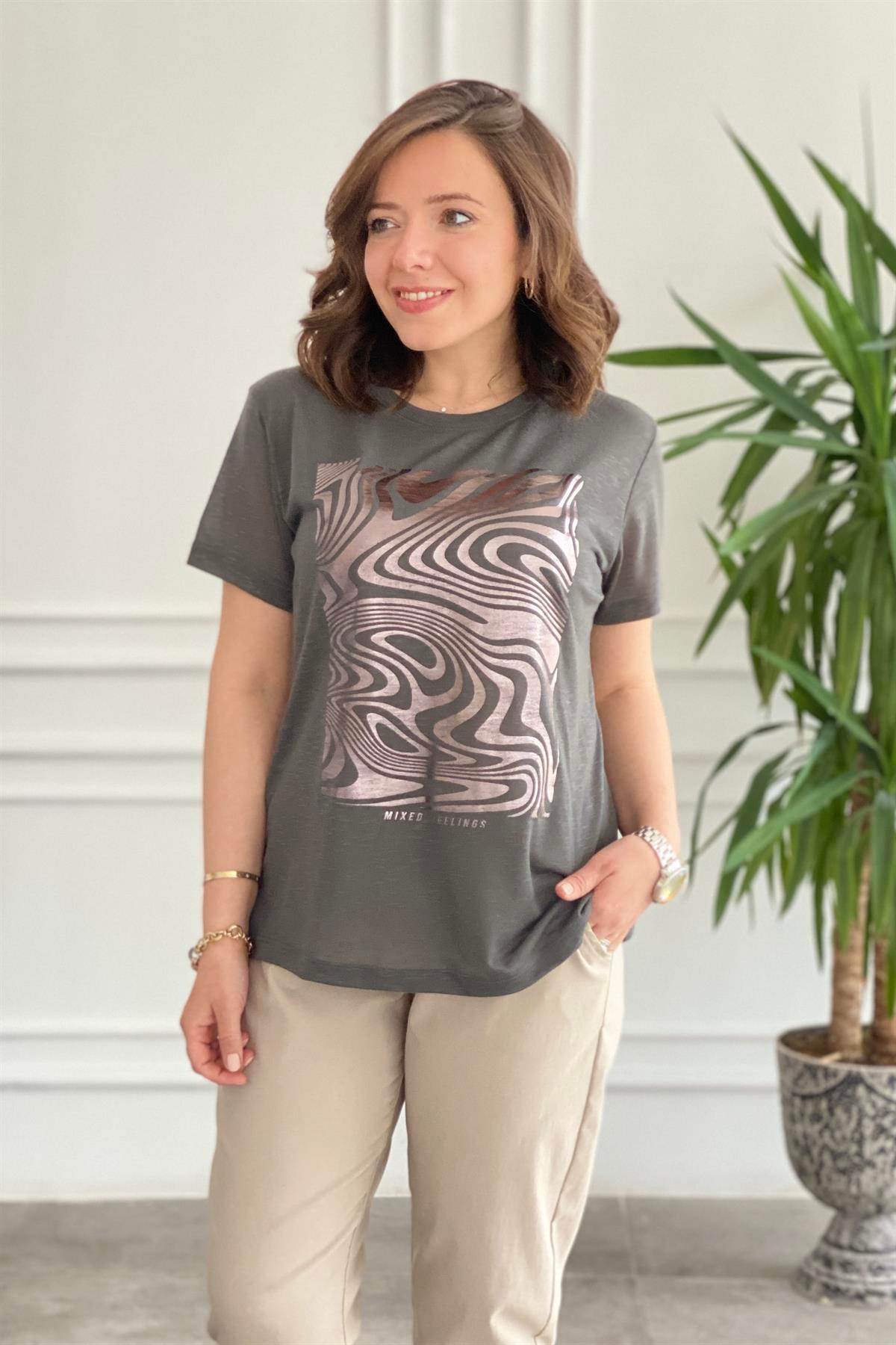 Önü Kaplama Baskılı T-Shirt