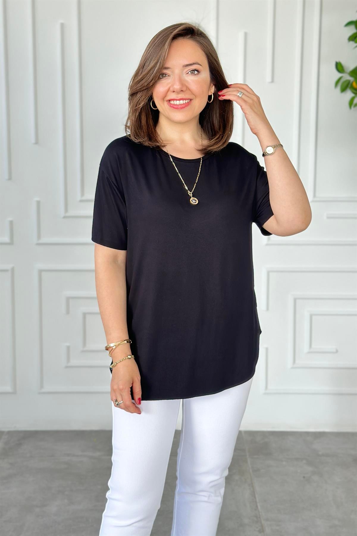 Bisiklet Yaka Basic T-Shirt