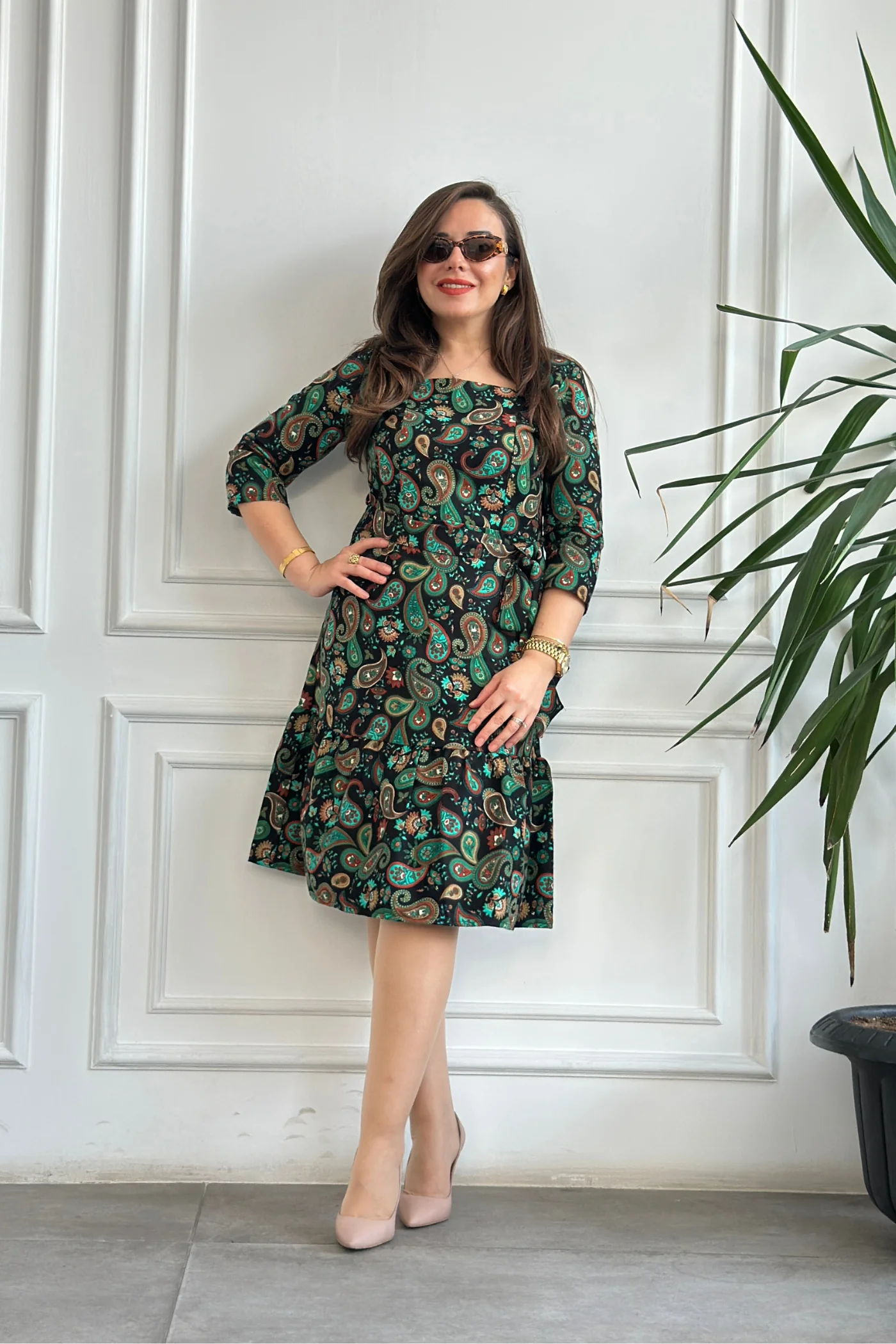 Etek Ucu Fırfırlı Kare Yaka Pazen Elbise - YESIL SIYAH