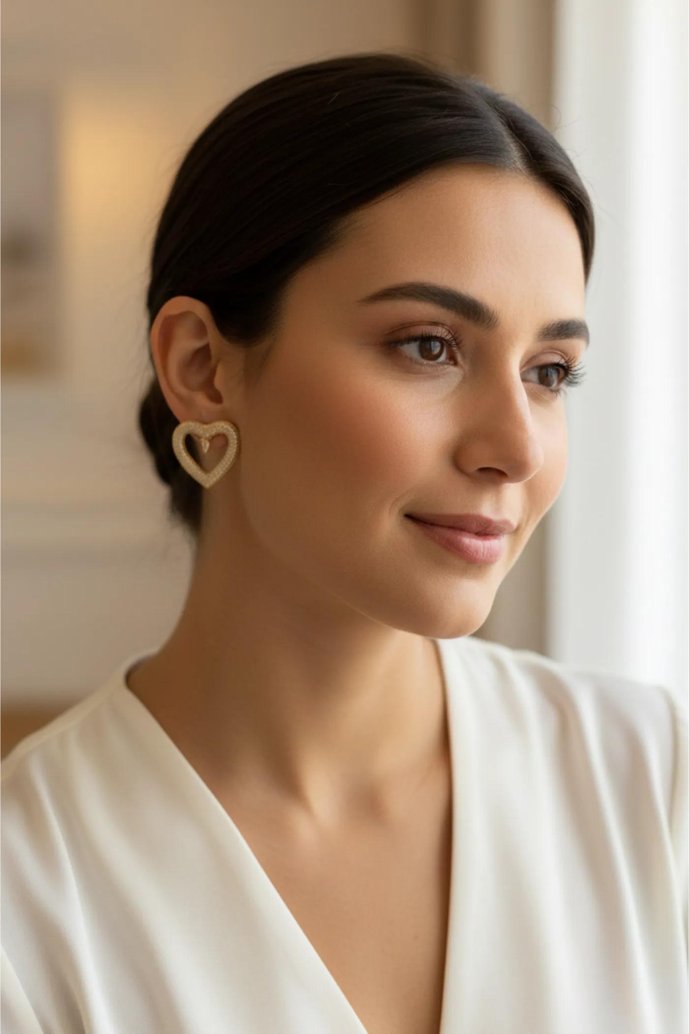 KP08 KALPLİ TAŞ DETAYLI KÜPE