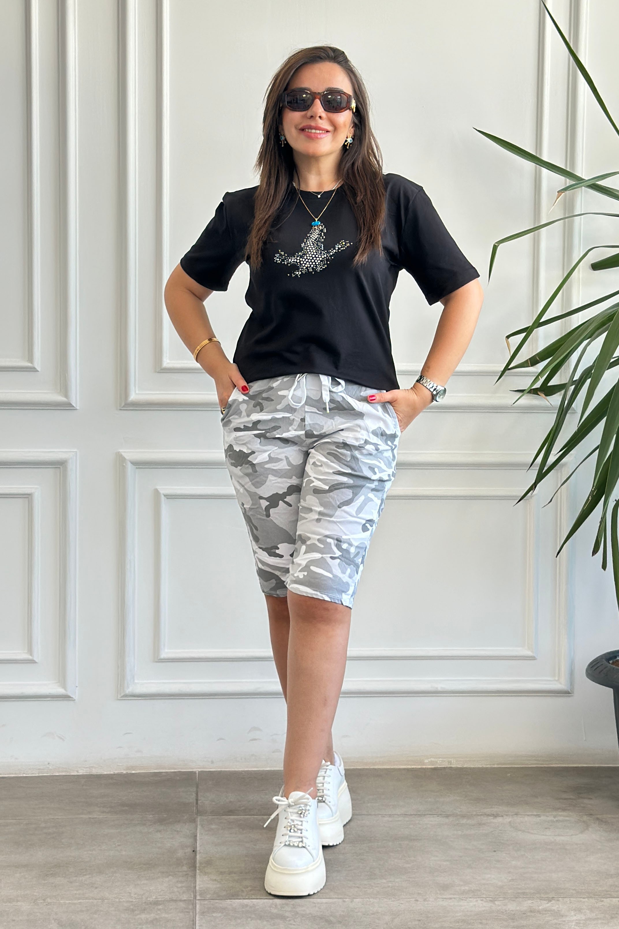 Kuş Desen Taşlı T-Shirt