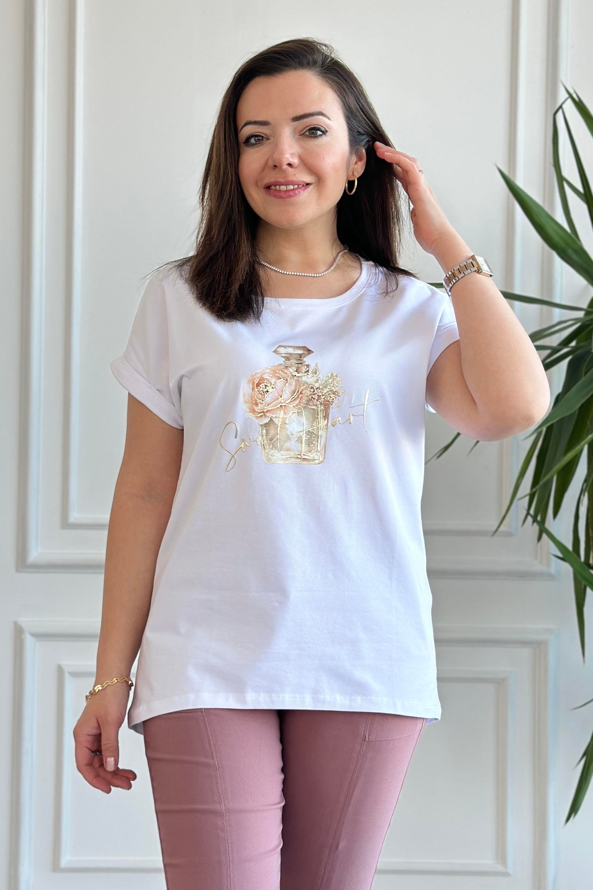 Bisiklet Yaka Önü Çiçek Ve Yazı Baskılı T-Shirt