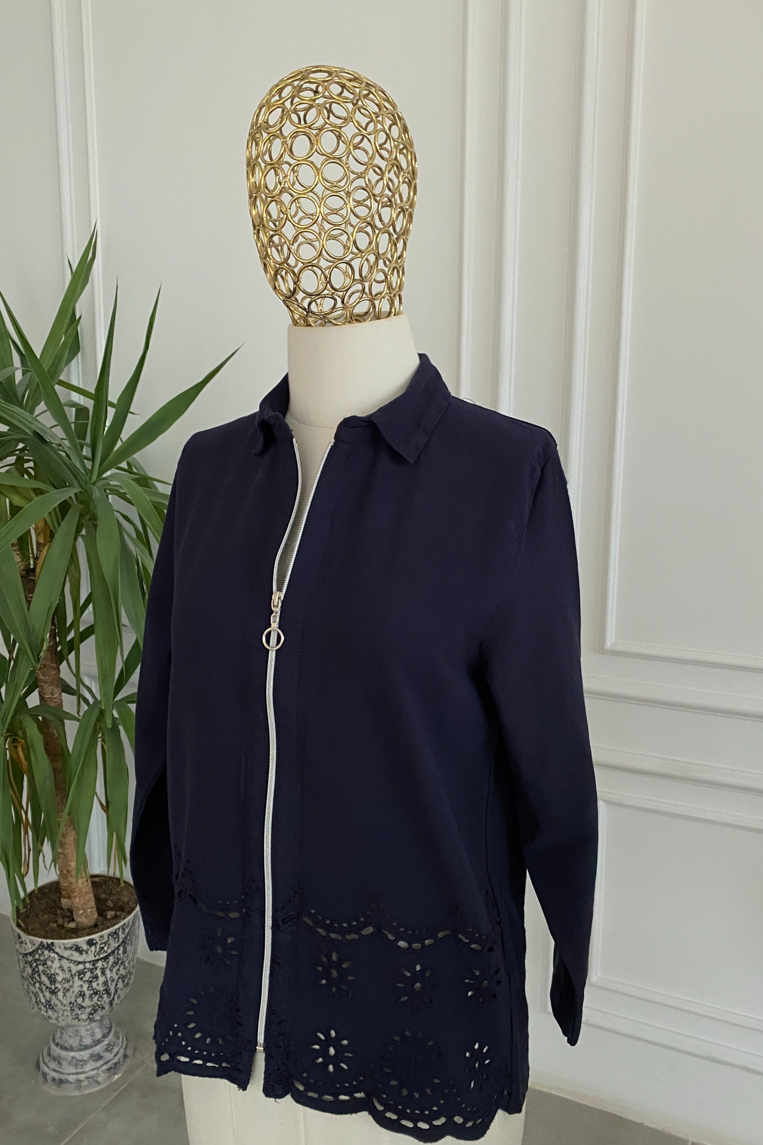 Eteği Güpürlü Fermuar Detaylı Gabardin Ceket