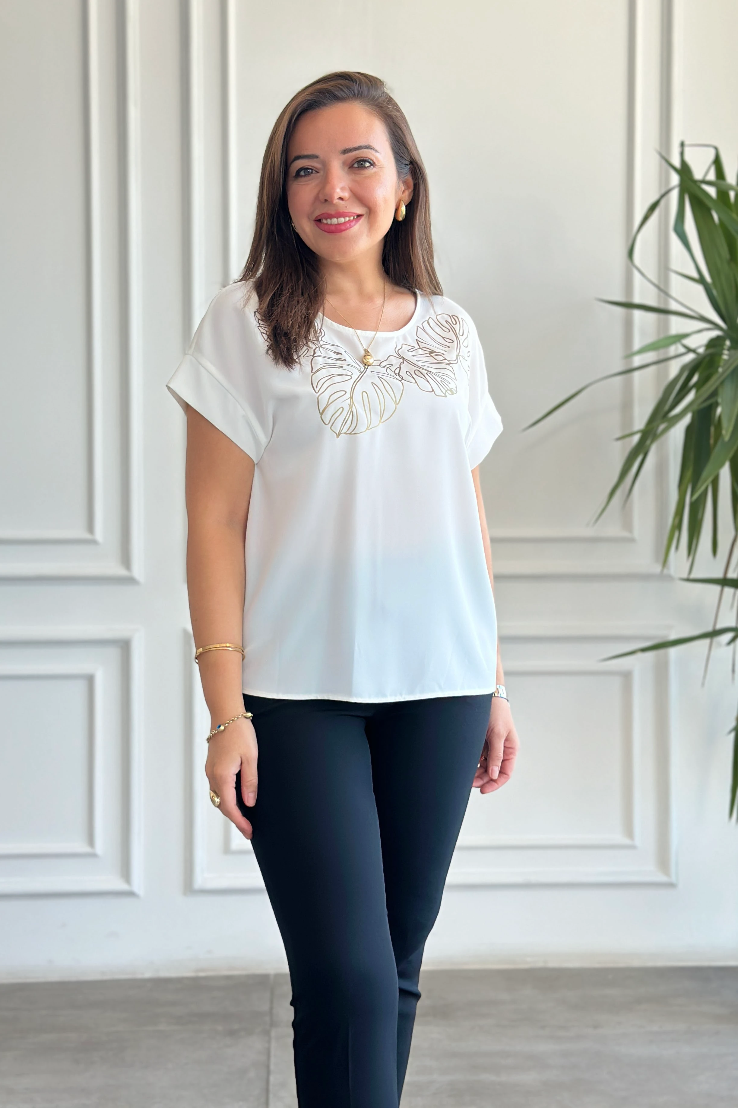 Önü Yaprak Baskılı Düşük Kol Bluz