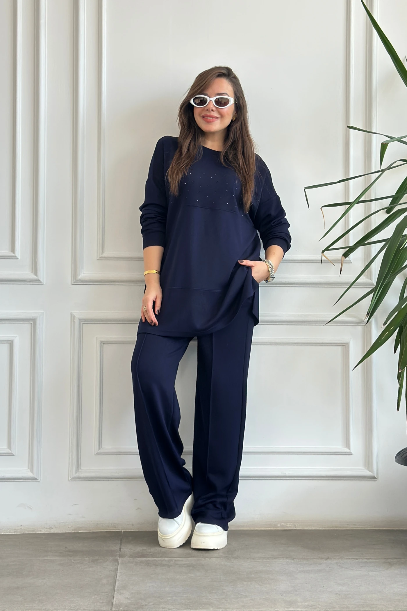 Önü Taş Detaylı Takım - LACIVERT