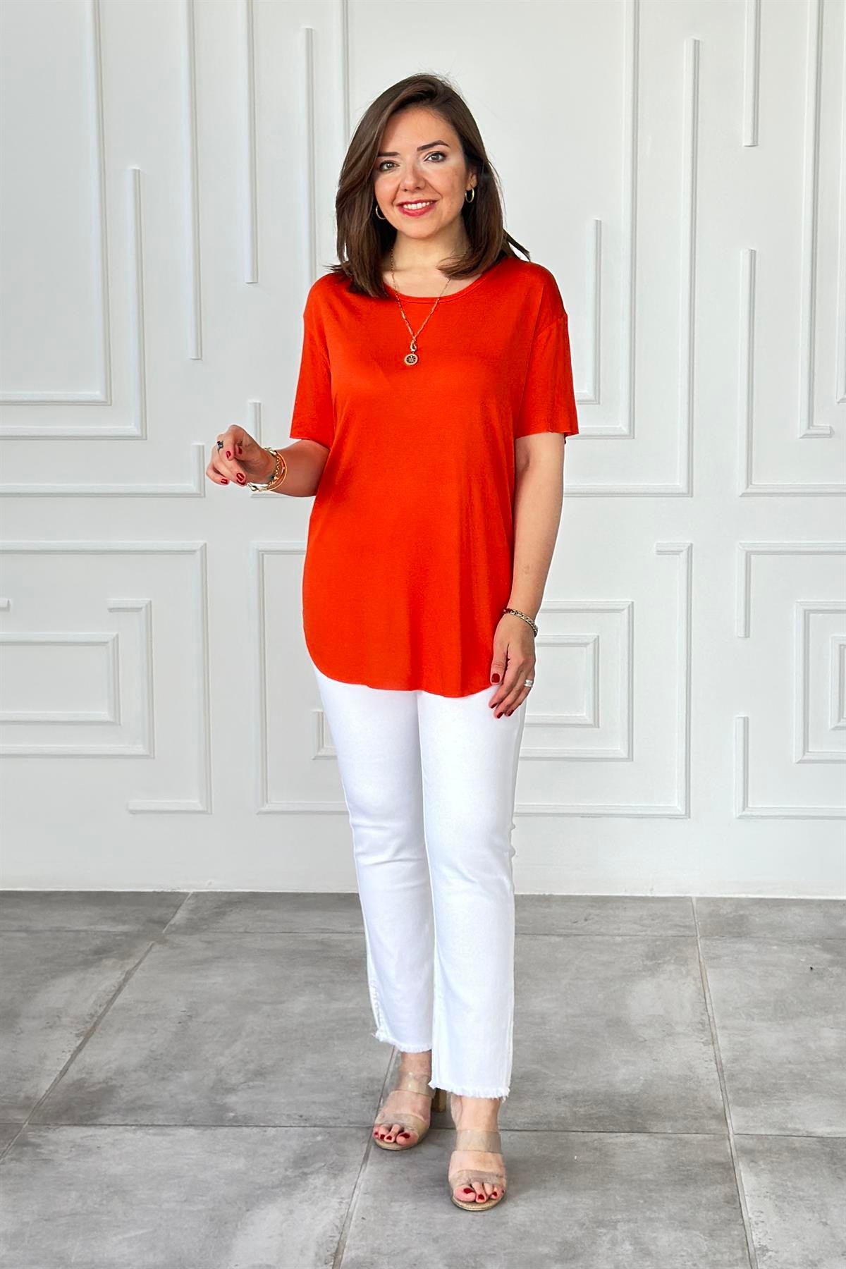 Bisiklet Yaka Basic T-Shirt