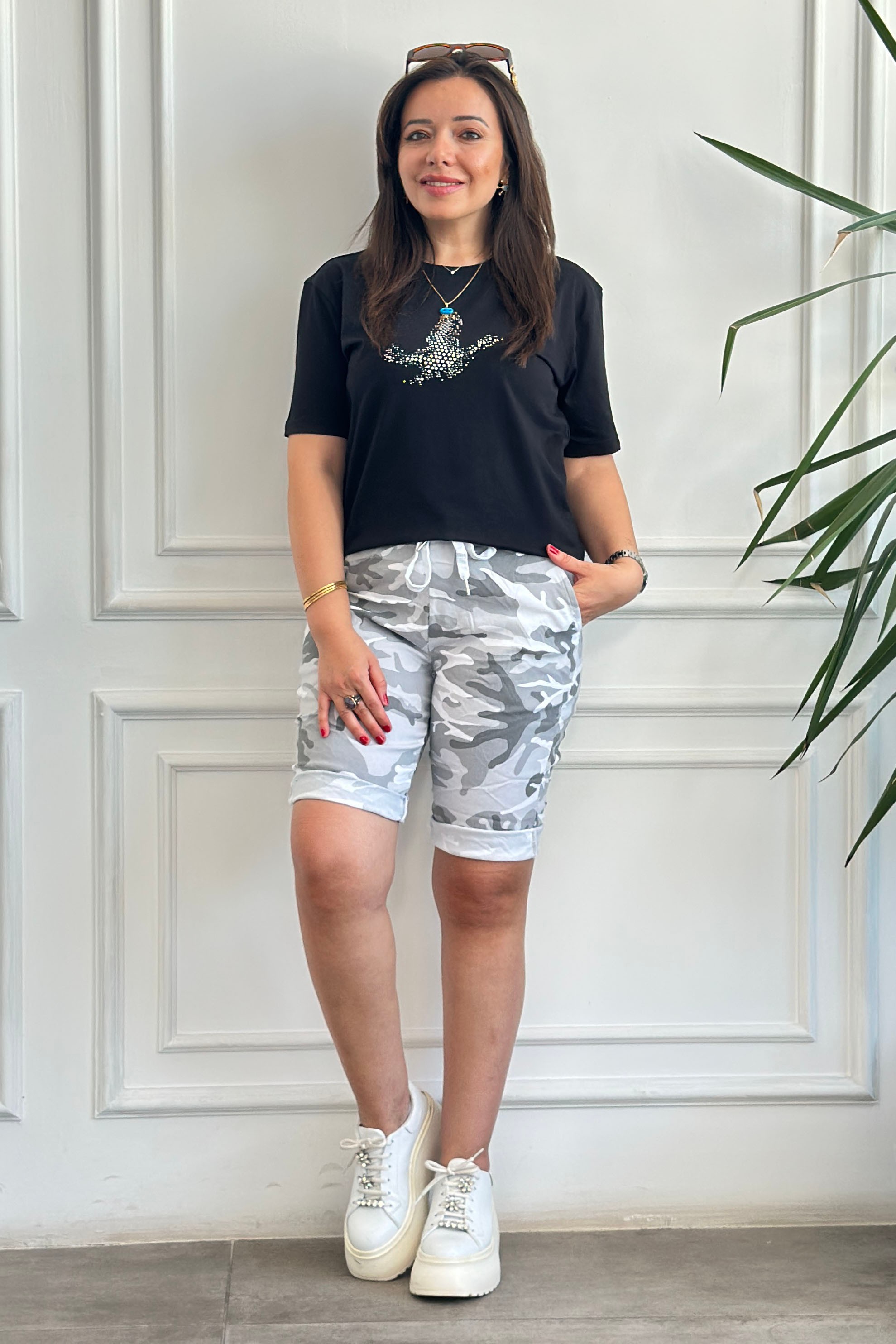 Kuş Desen Taşlı T-Shirt