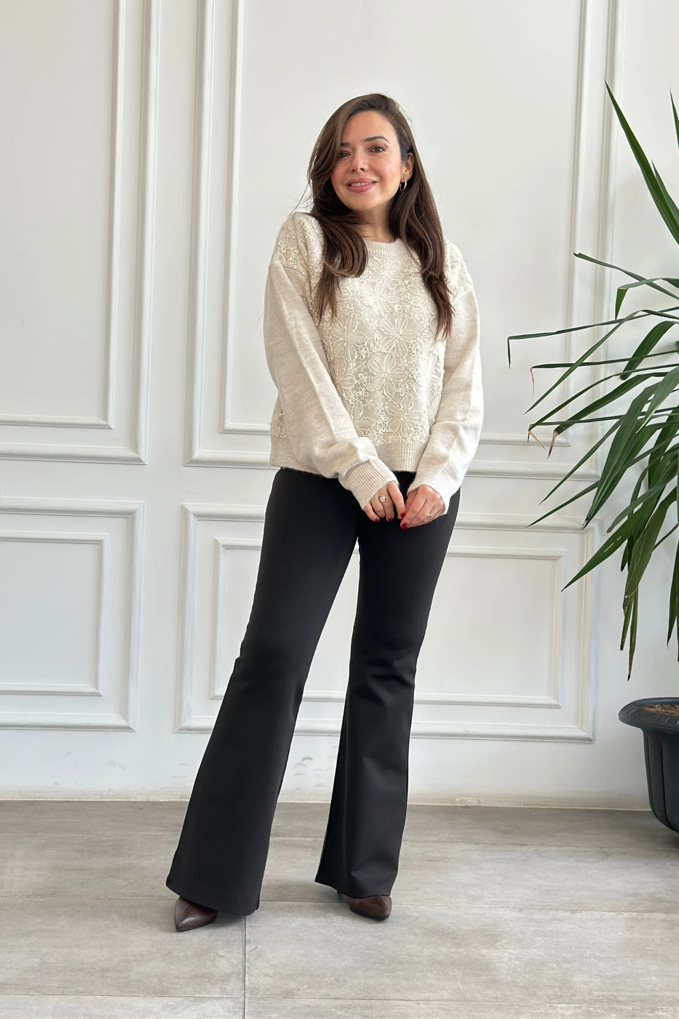 Tül Detaylı Triko Kazak