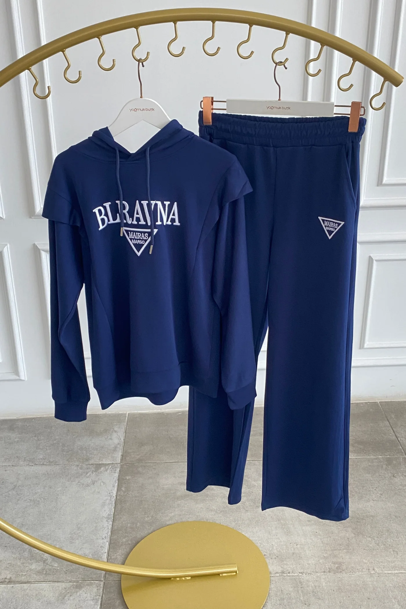 Önü Yazı Nakış İşlemeli Kapşonlu Eşofman Takımı - LACIVERT