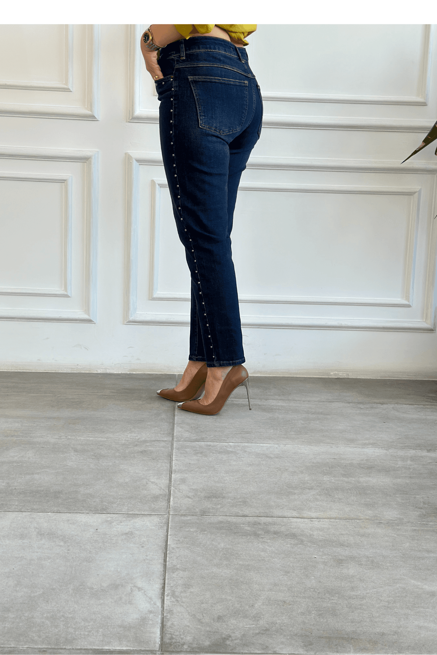 Cep Ve Yanları Drop Taş Detaylı Mom Jean - KAHVE TINT