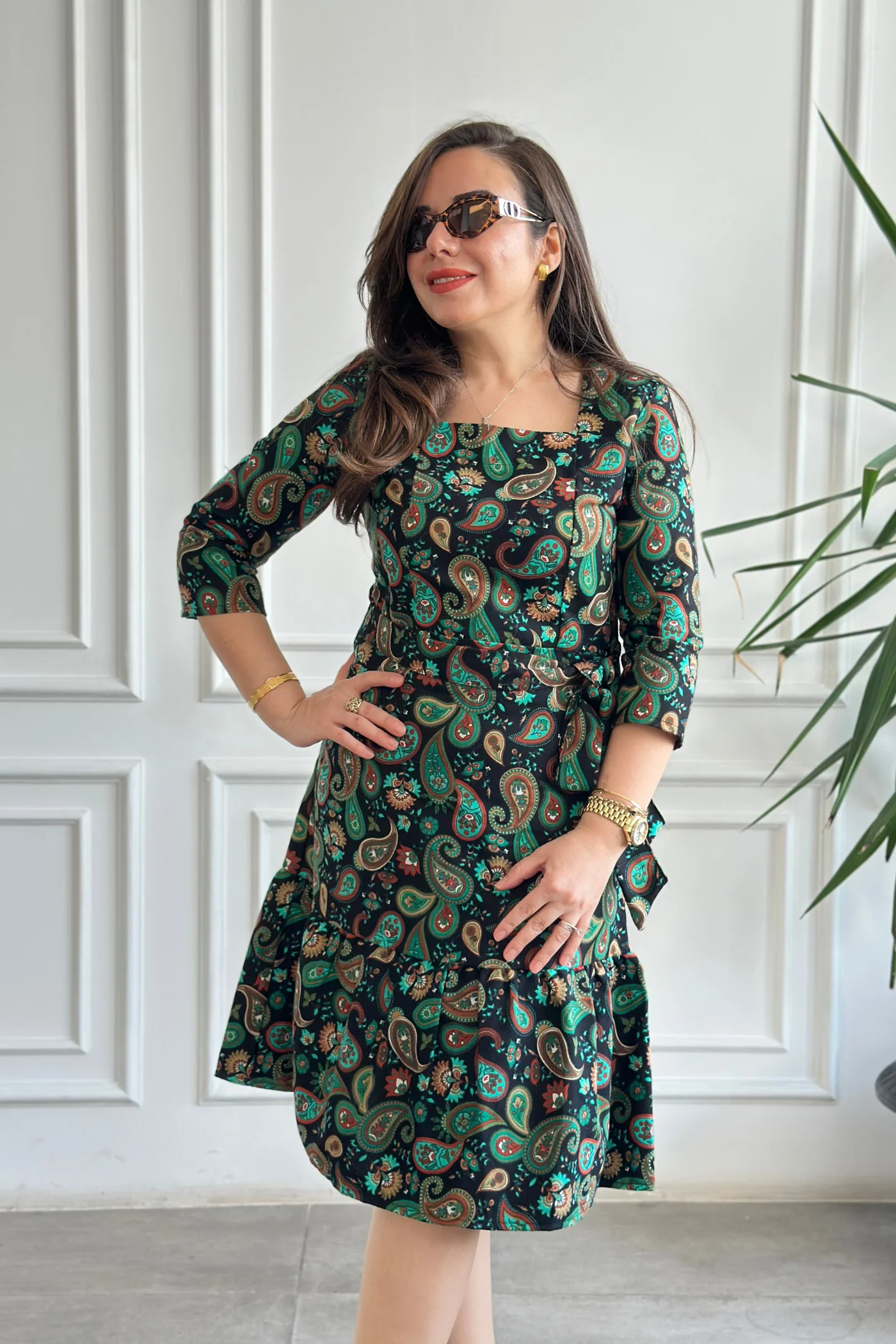 Etek Ucu Fırfırlı Kare Yaka Pazen Elbise - YESIL SIYAH