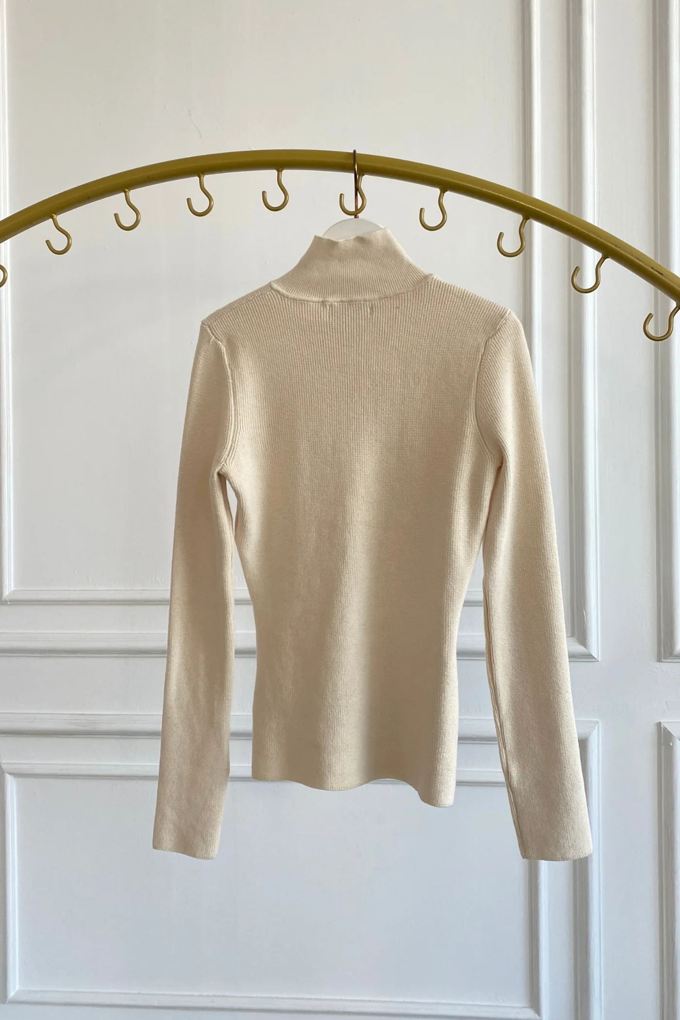 Önü Çıtçıt Detaylı Boğazlı Triko