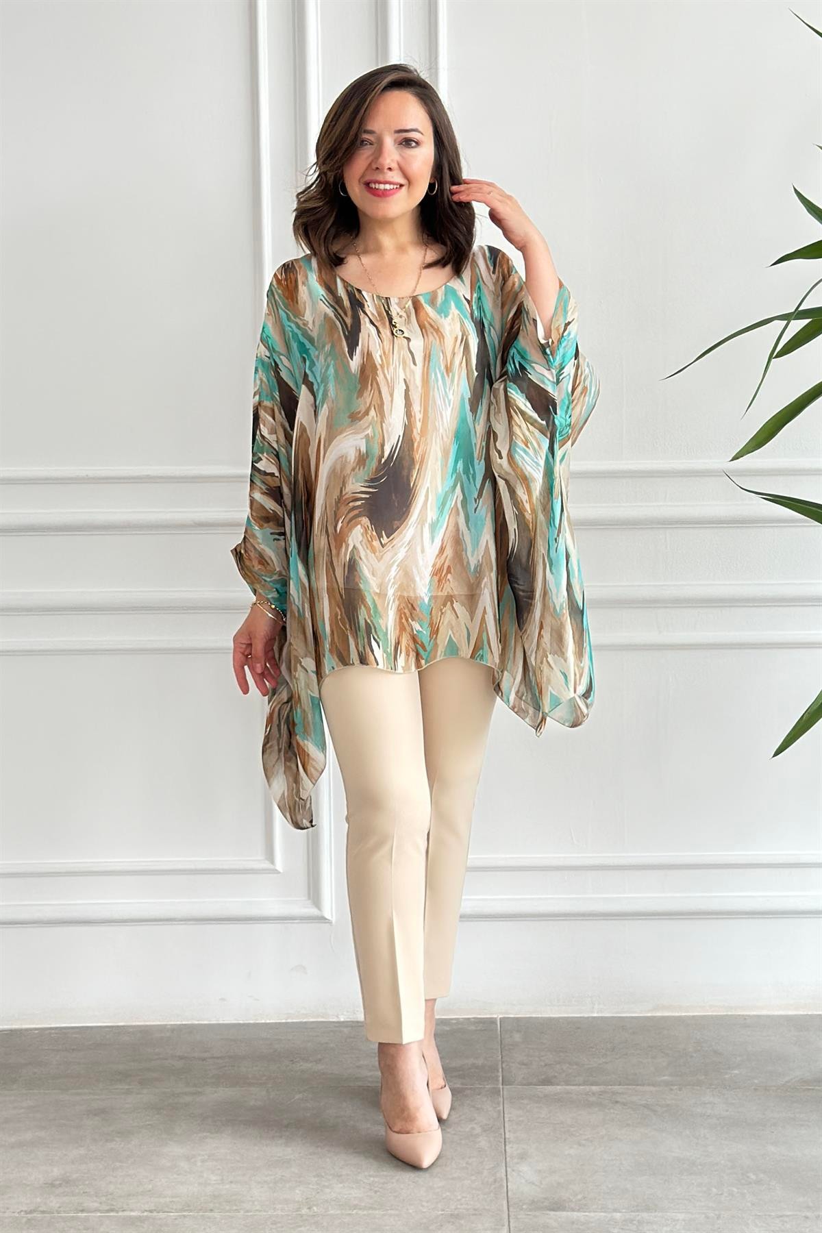 Batik Desenli İç Atletli Bluz