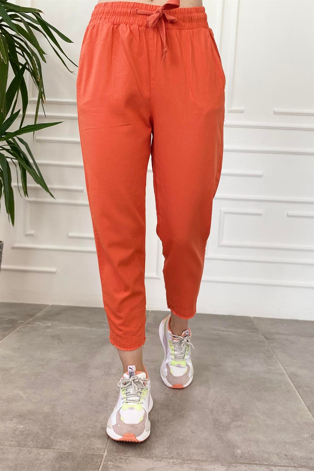Paçası Püsküllü Beli Lastikli Gabardin Pantolon