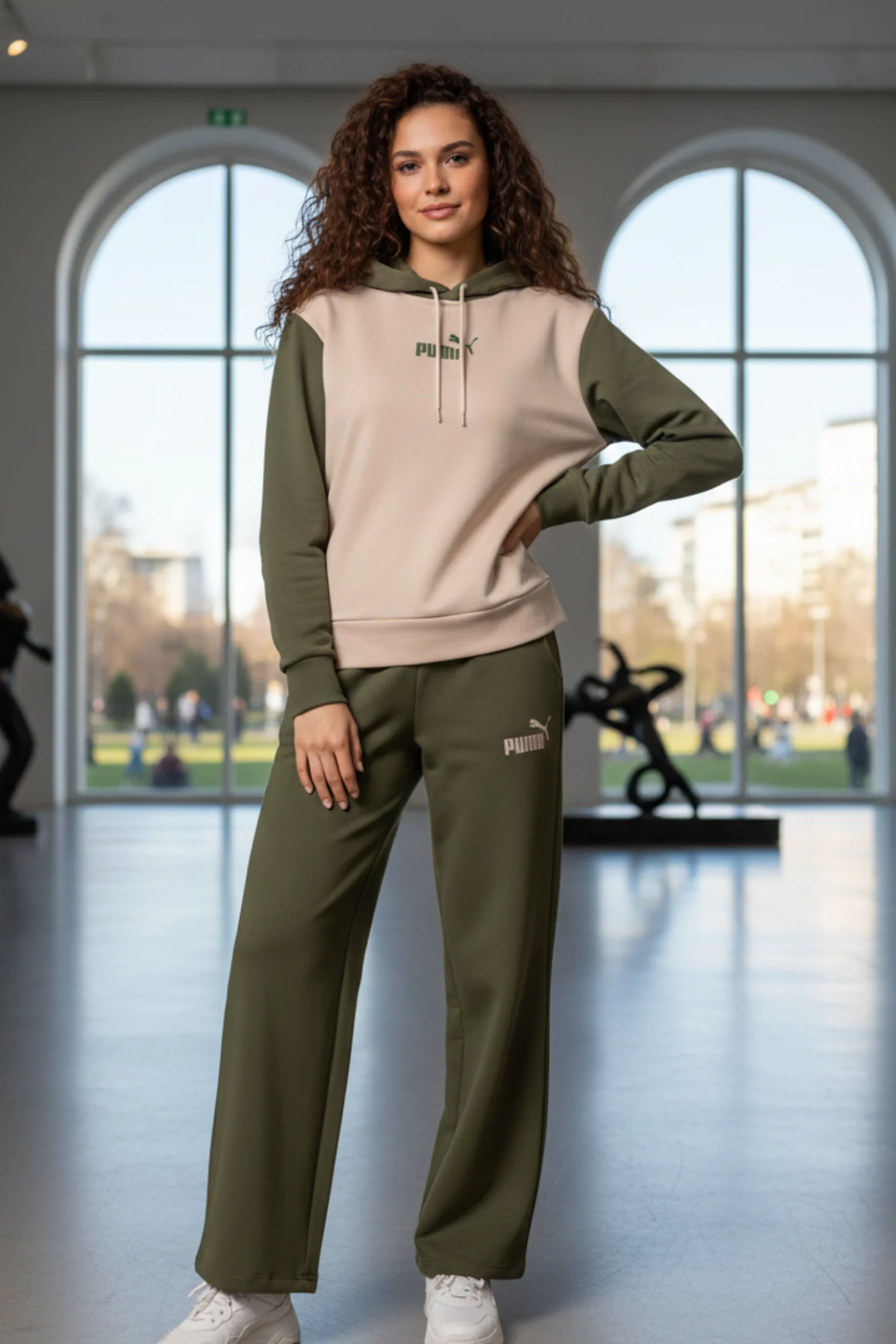 Önü Yazı Baskılı Kapşonlu Eşofman Takımı - HAKI