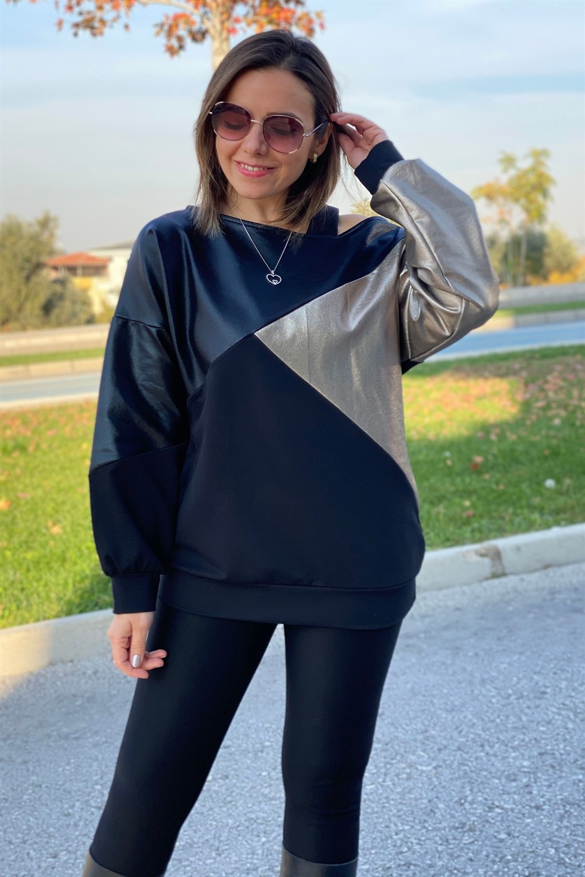 Omuz Askılı Gold Deri Garnili Bluz