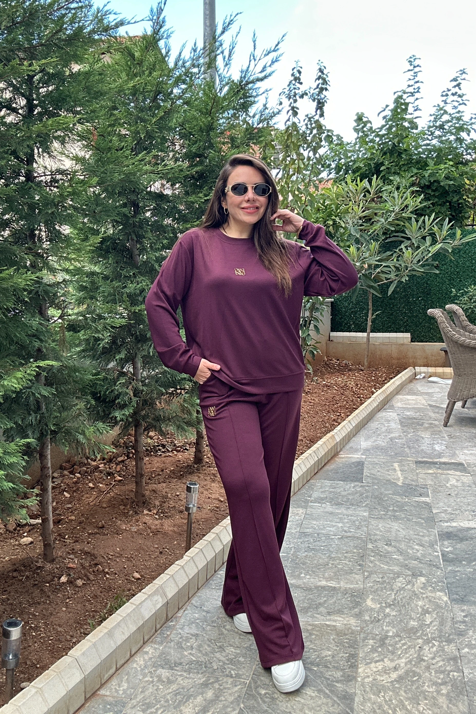 Önü Metal Aksesuarlı Takım