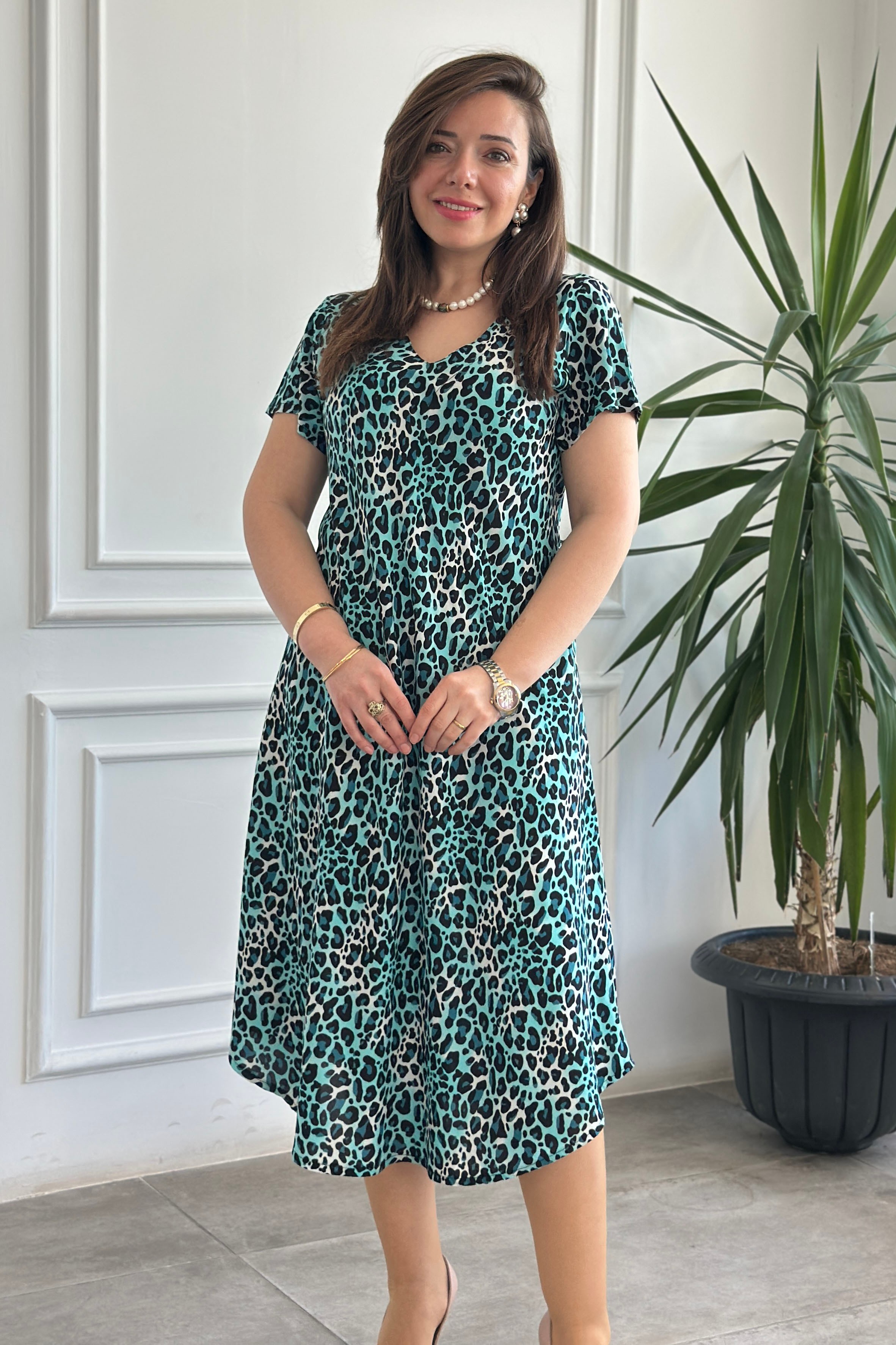 V Yaka Karışık Desenli Viscon Elbise - MINT (LEOPAR)