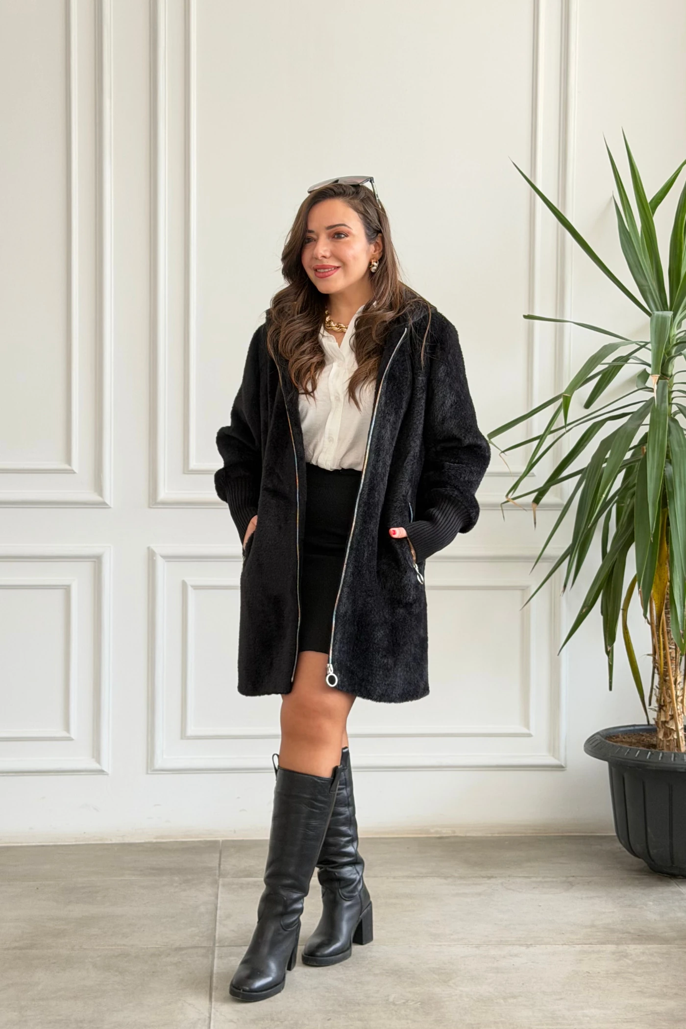 Önden Cep Fermuarlı Peluş Kaban