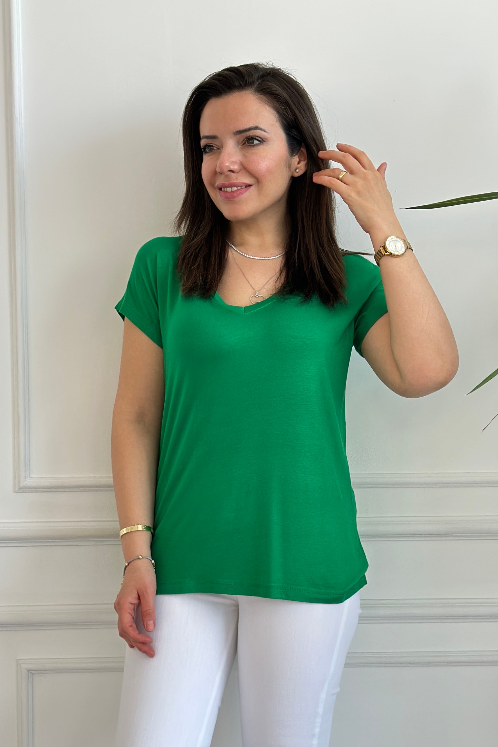 V Yaka Basic T-Shirt - YESIL