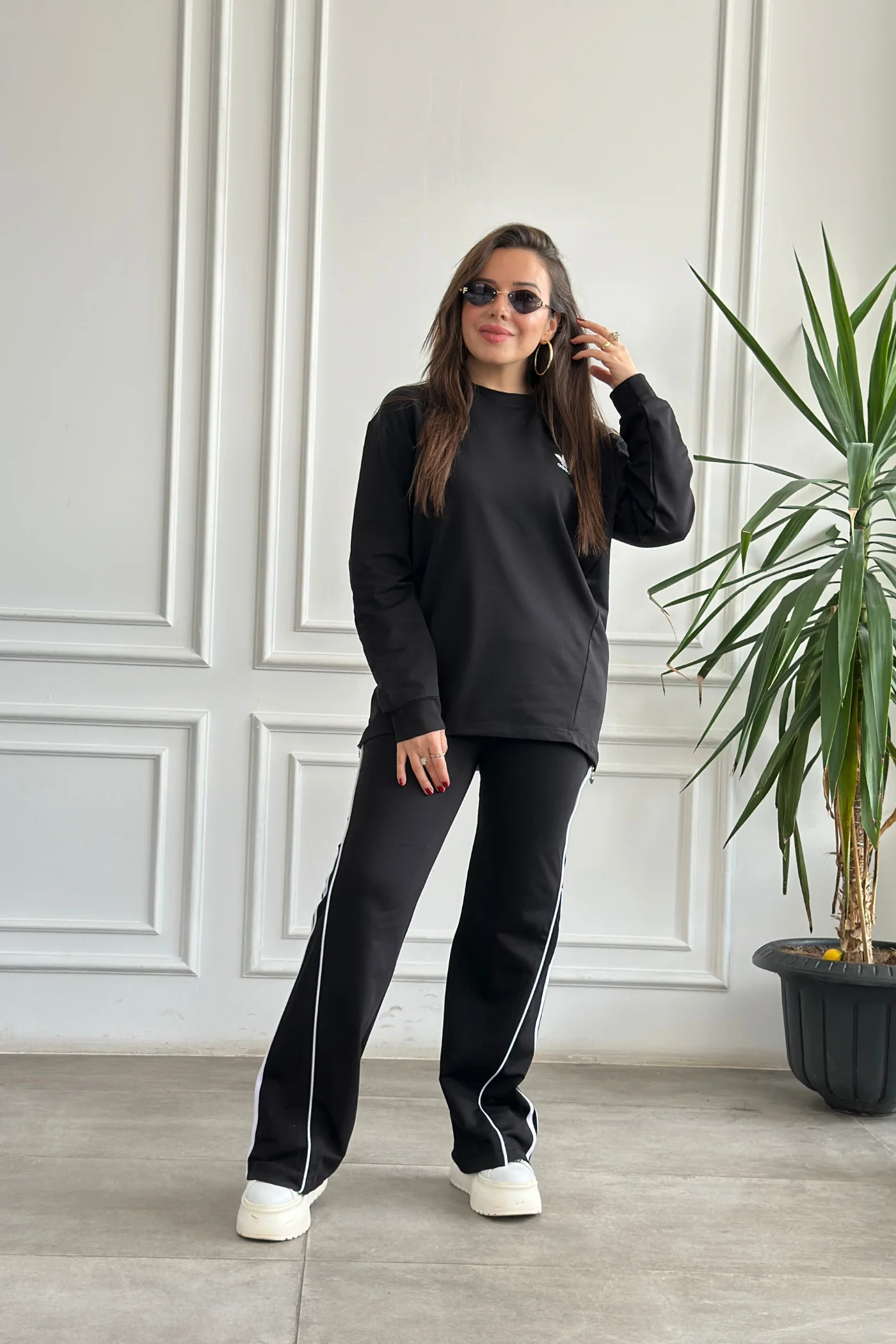 Arkası Ve Paçası Fermuar Detaylı Eşofman Takımı - SIYAH