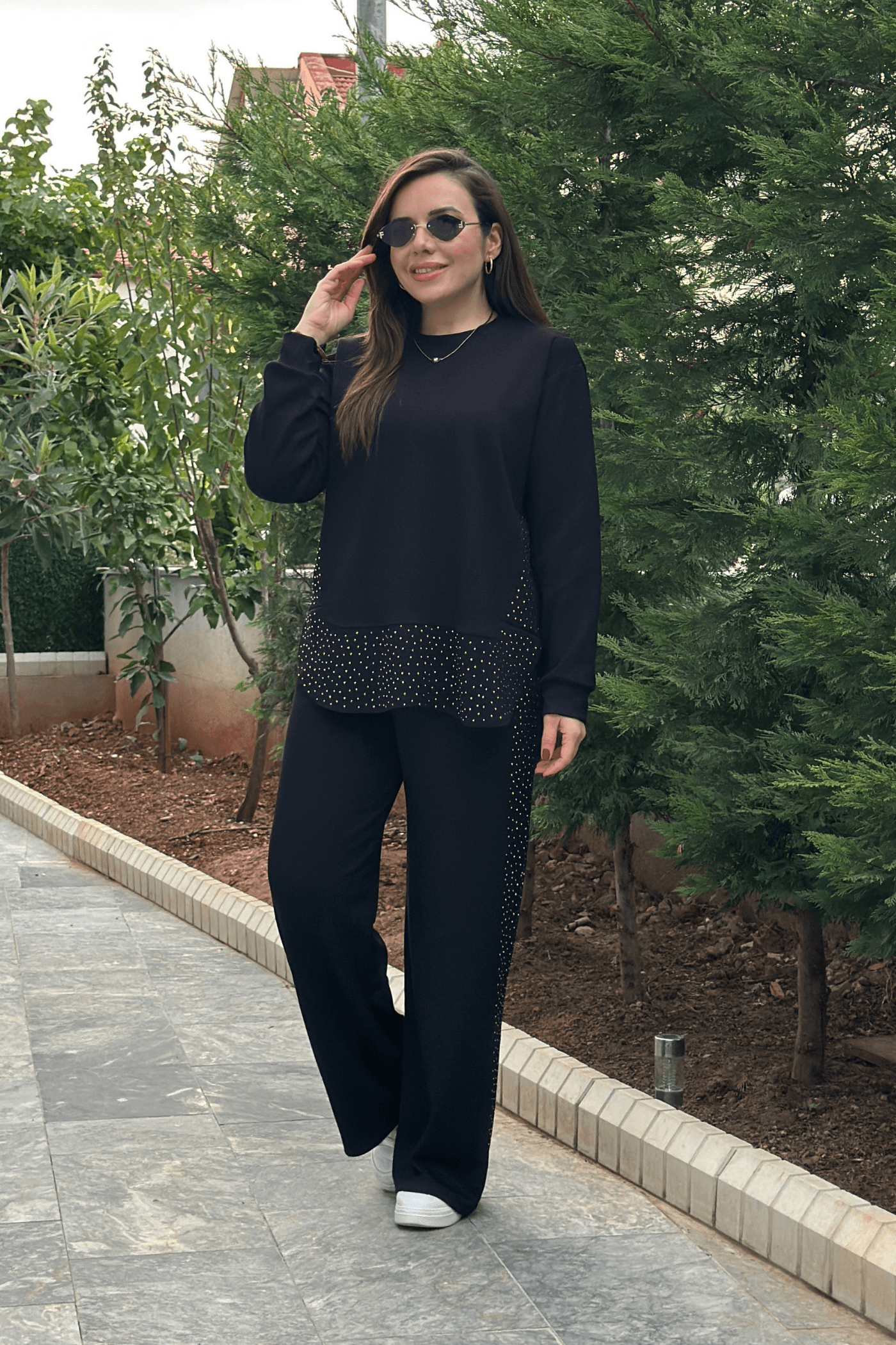 Etek Ucu Ve Yanları Taş Detaylı Takım - SIYAH