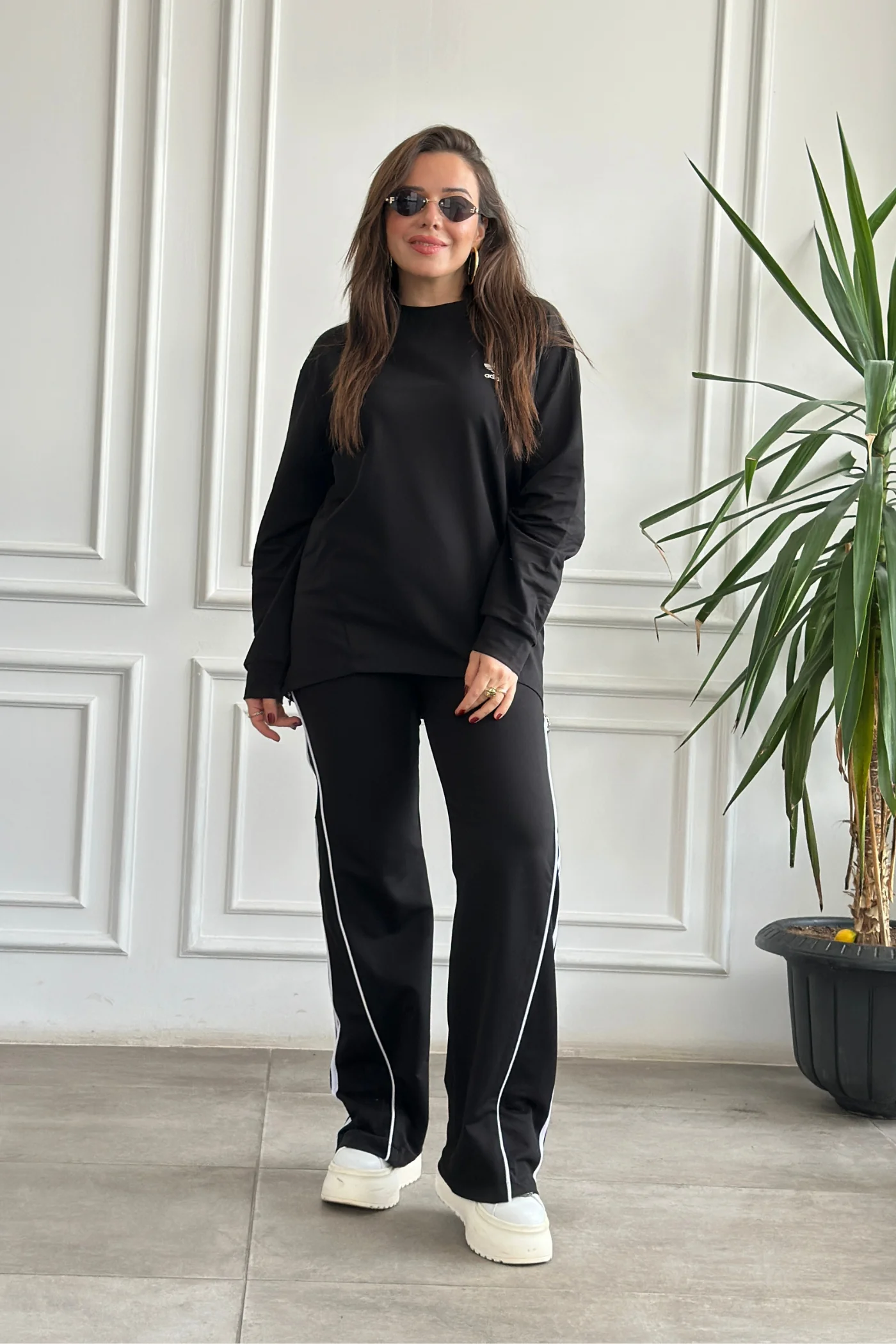 Arkası Ve Paçası Fermuar Detaylı Eşofman Takımı - SIYAH