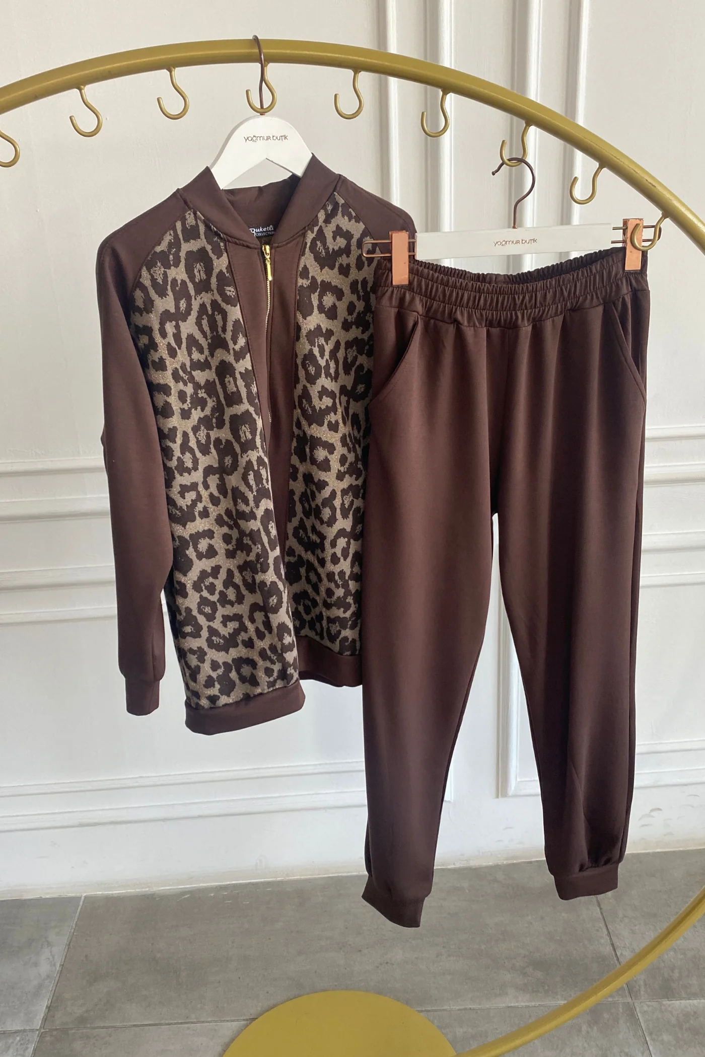 Leopar Detaylı Fermuarlı Eşofman Takımı  - KAHVERENGI