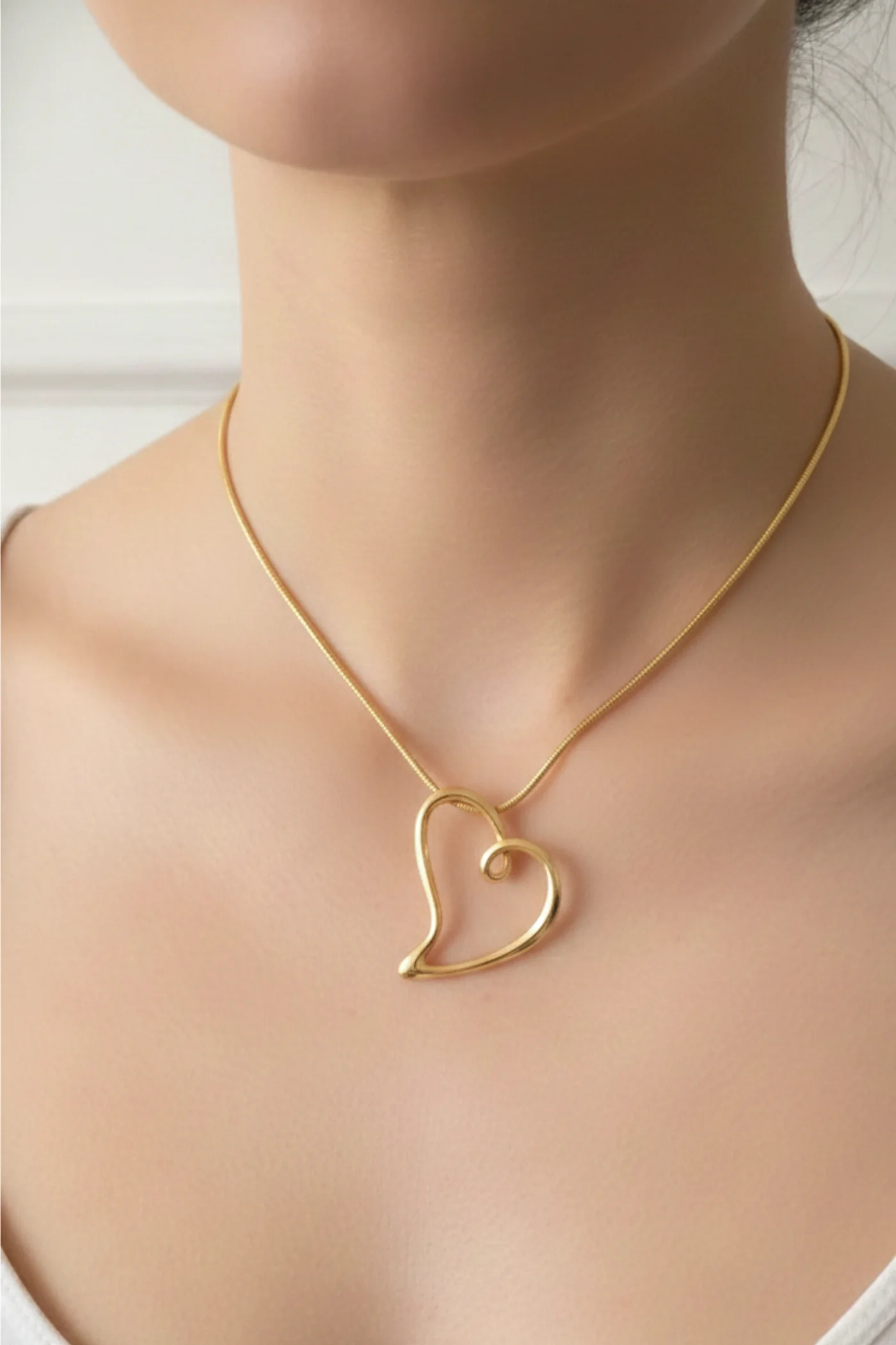 KLY61 Kalp Uçlu Kolye  - GOLD