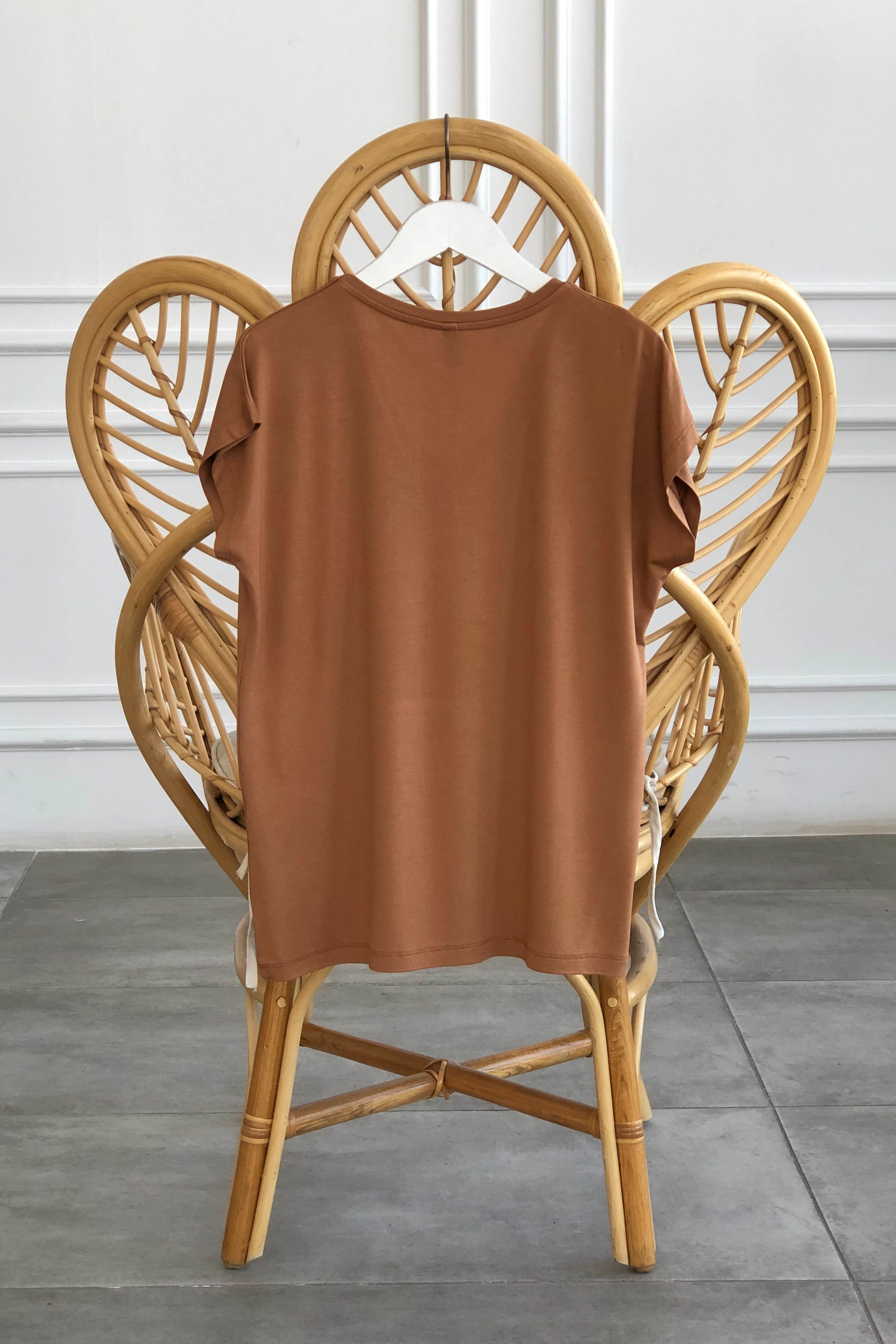 V Yaka Basic T-Shirt - CAMEL