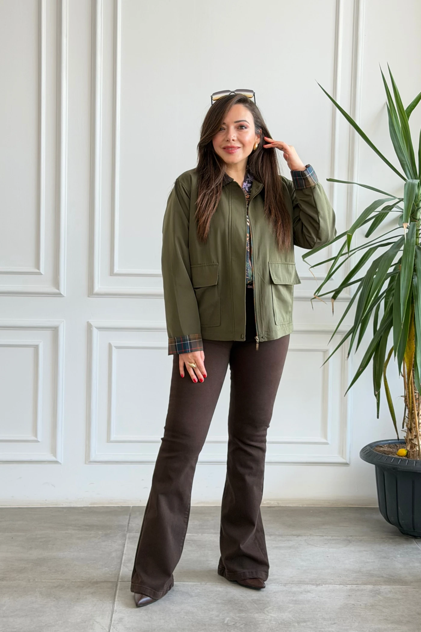 Yakası Kadife Fermuar Detaylı Ceket