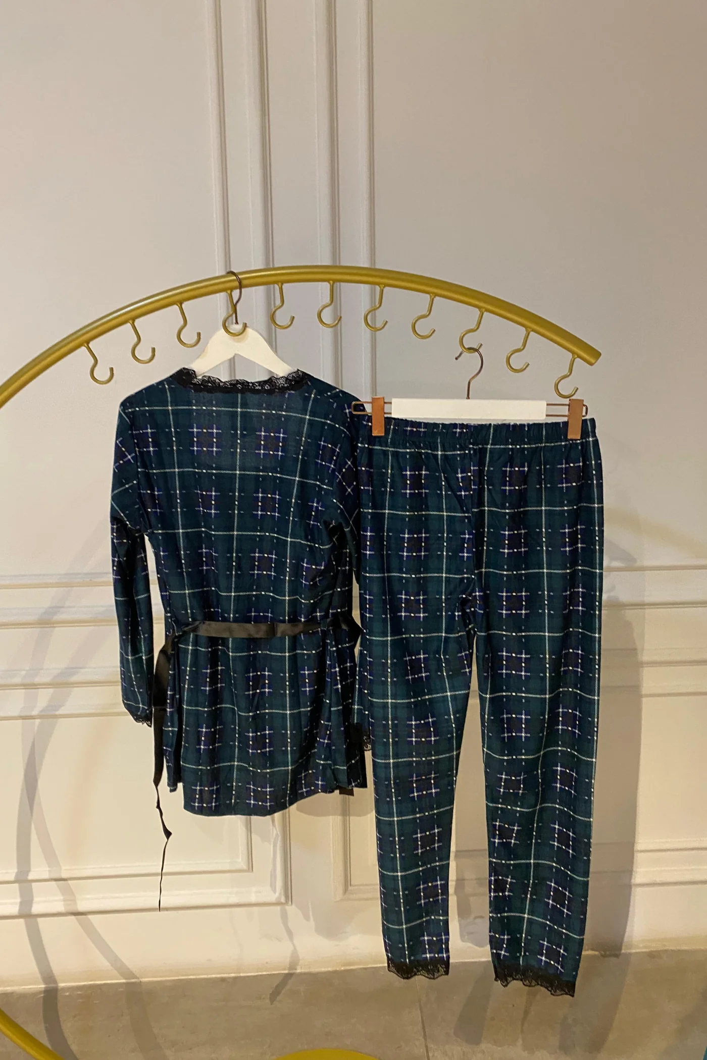 Dantel Detaylı Üçlü Pijama Takımı - YESIL