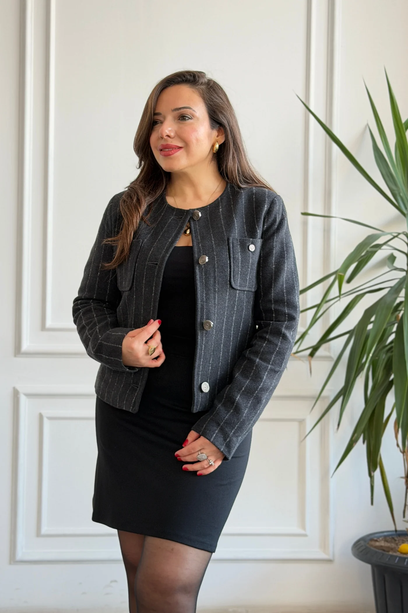 Hakim Yaka Çizgili Kısa Ceket