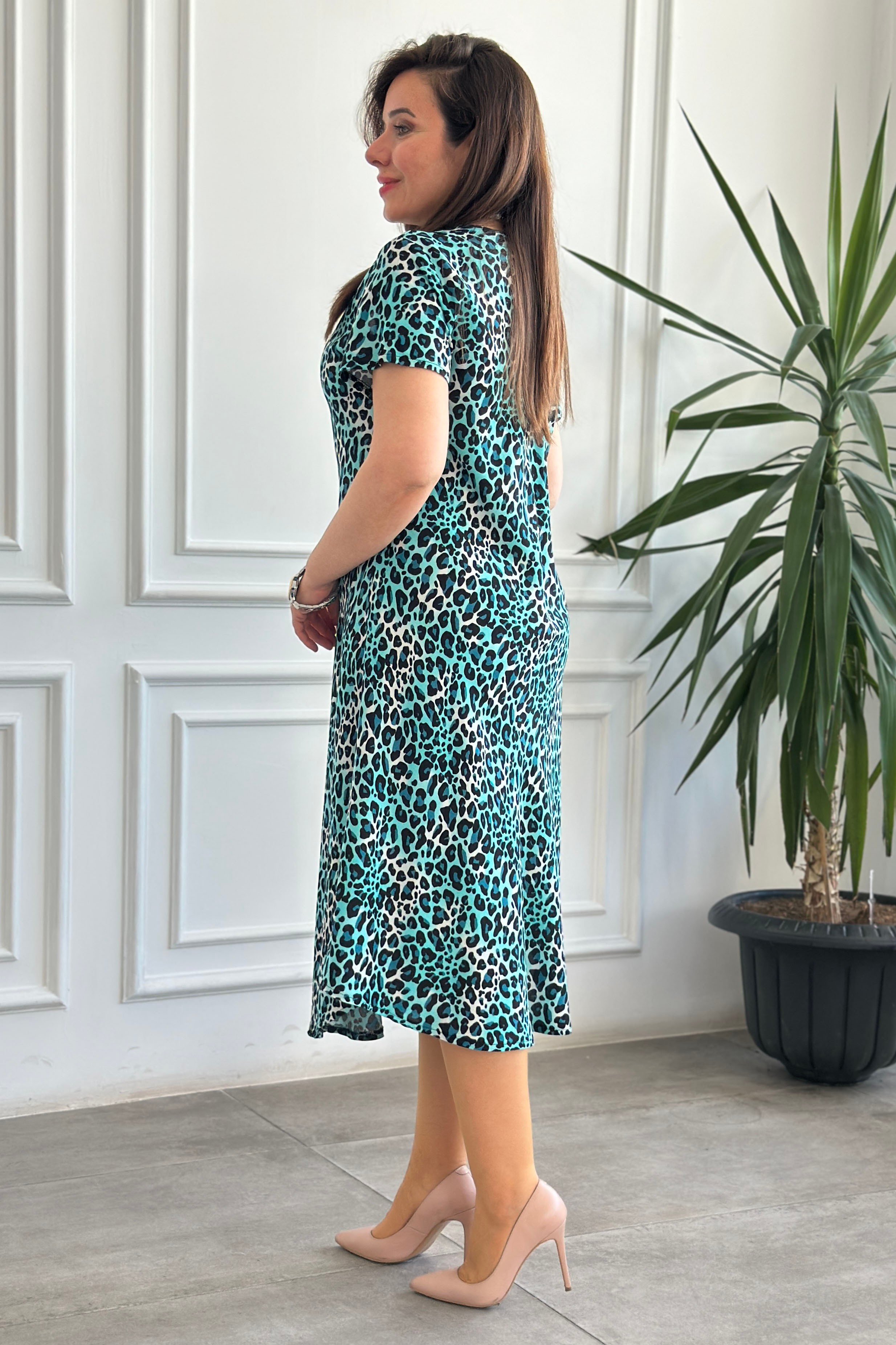 V Yaka Karışık Desenli Viscon Elbise - MINT (LEOPAR)