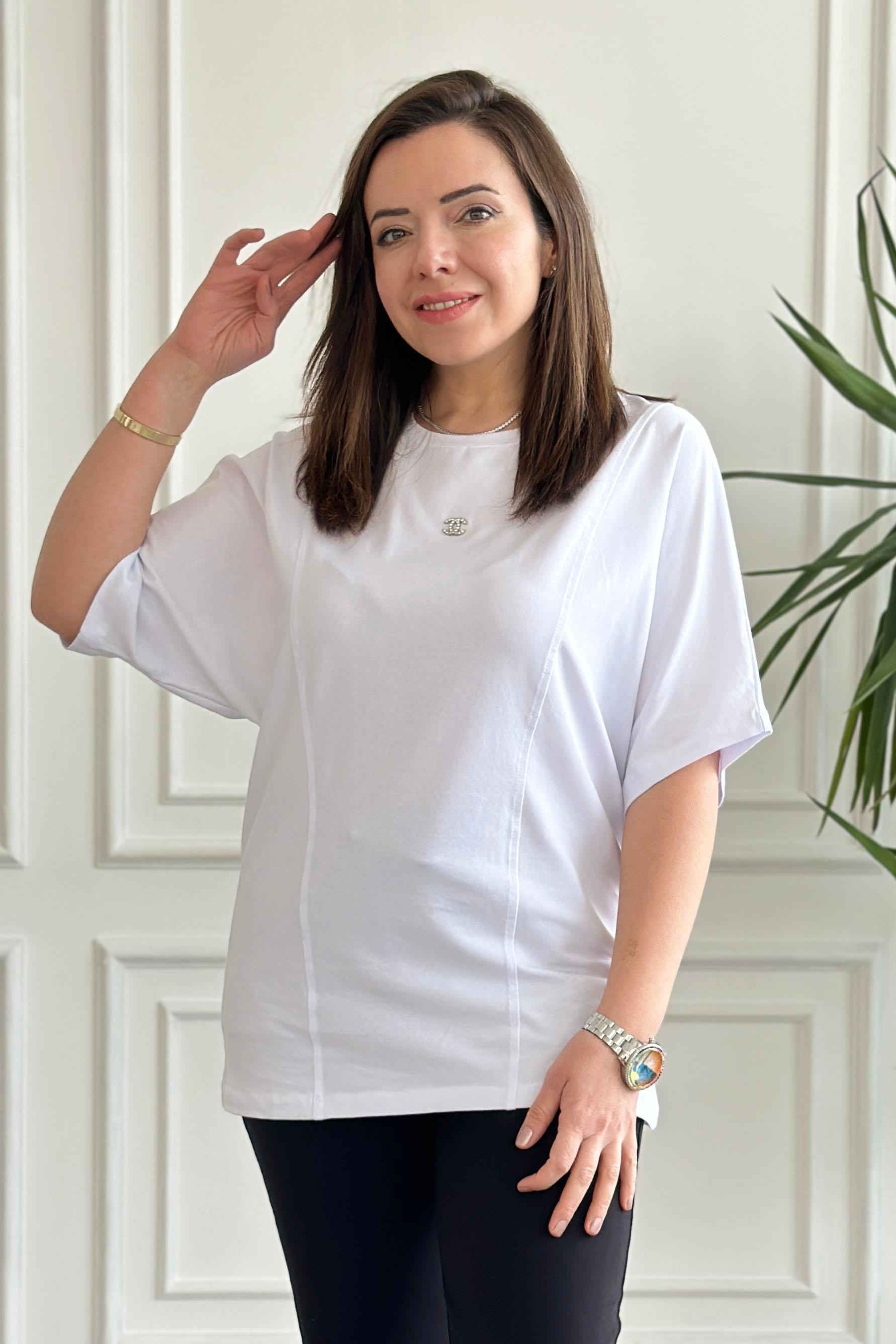 Bisiklet Yaka Önü Taş Ve Dikiş Detaylı T-Shirt