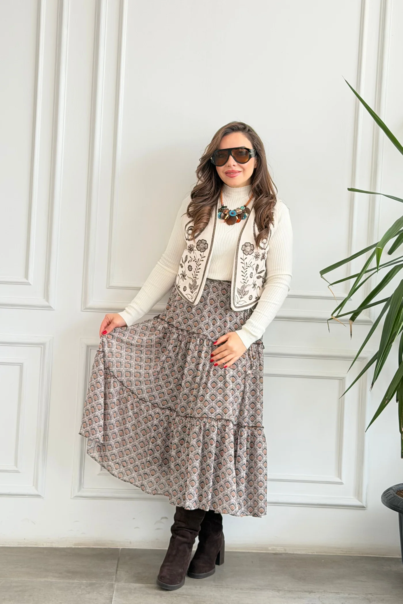 Nakış İşlemeli Nubuk Yelek - TAS