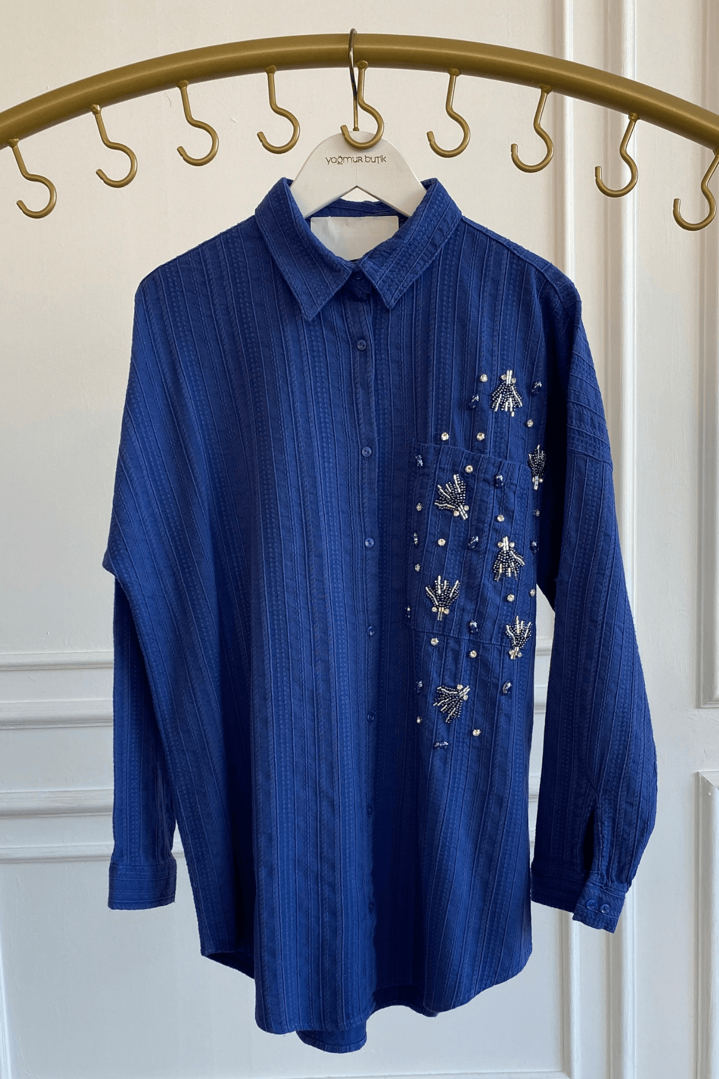 SAKS MAVISI