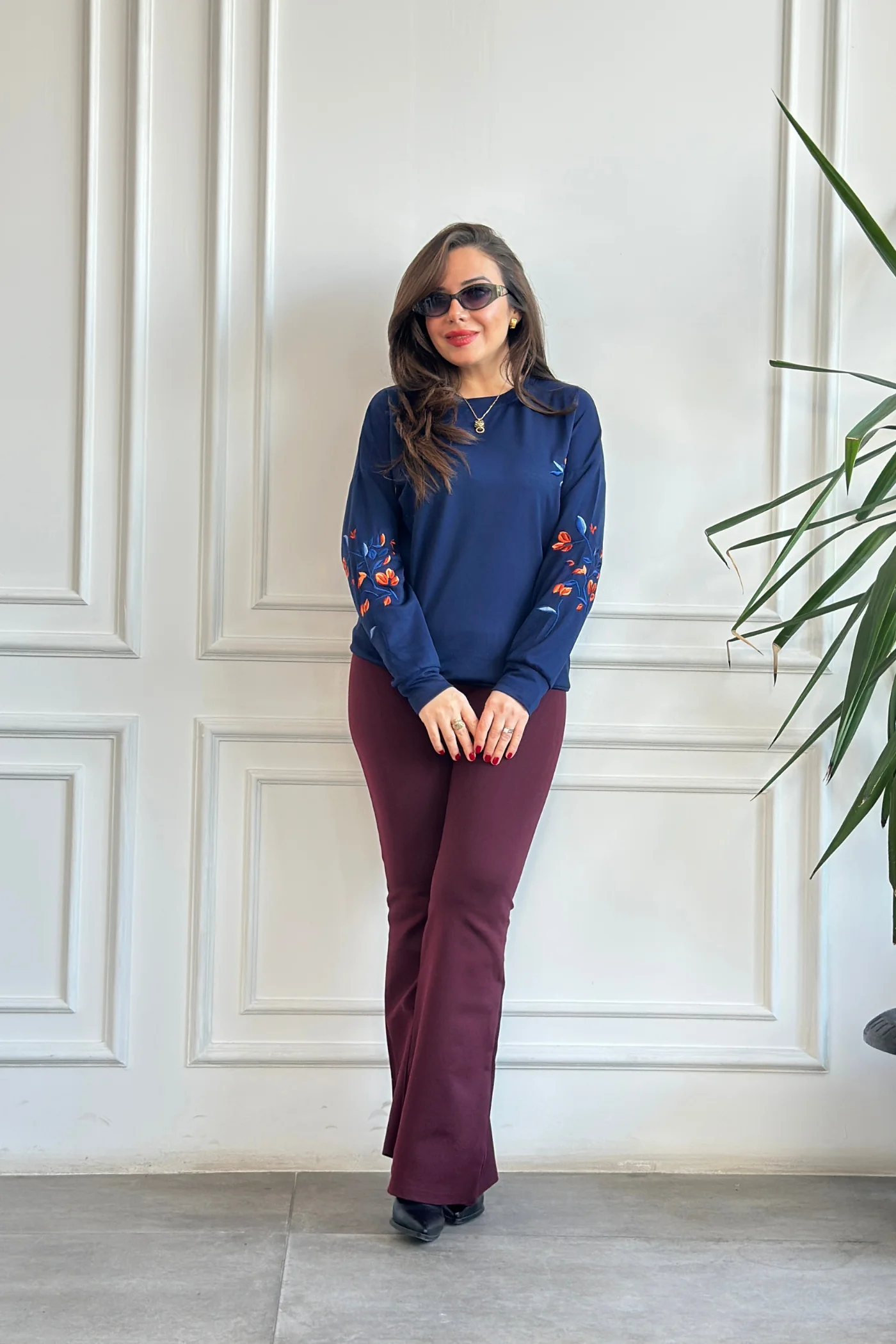 Önü Ve Kolları Nakış İşlemeli Sweat 